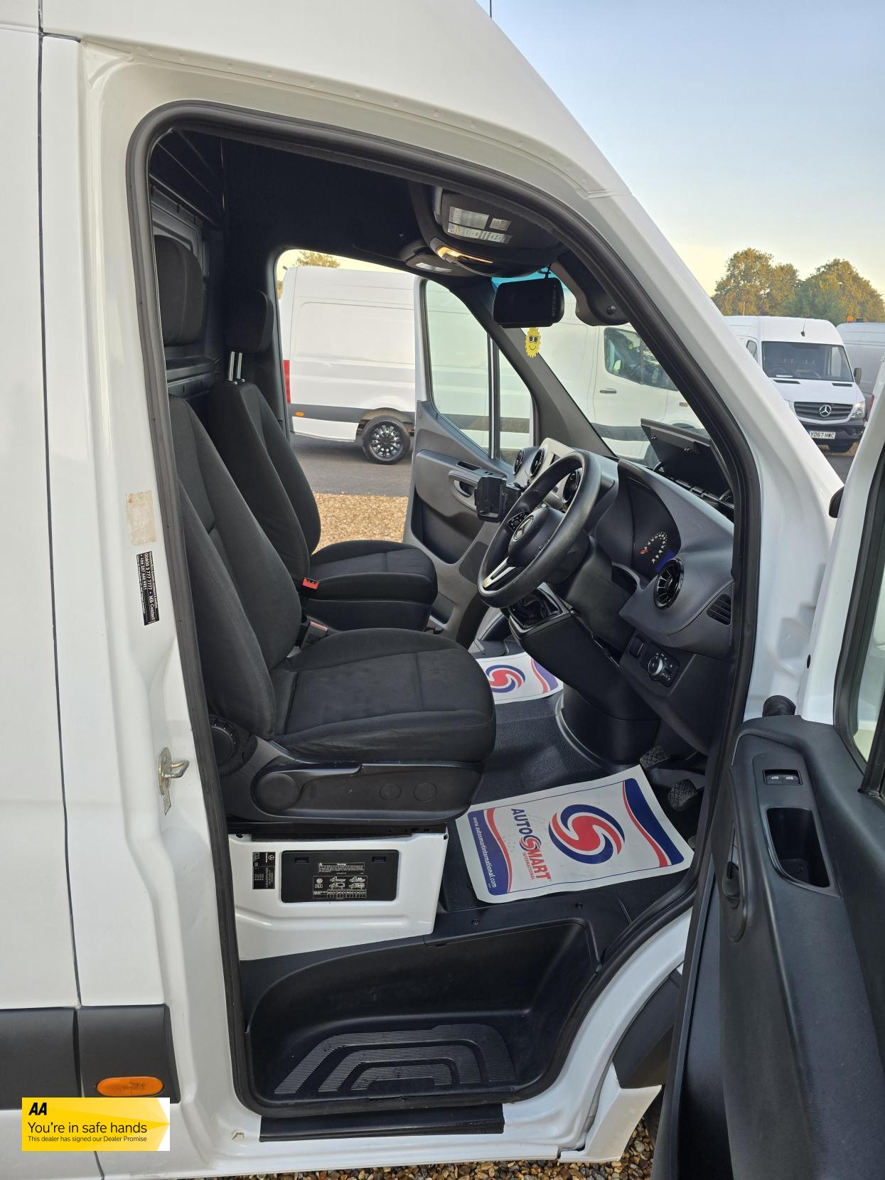 Mercedes-Benz Sprinter 2.1 311 CDI Panel Van 5dr Diesel Manual RWD L3 H2 Euro 6 (114 ps)