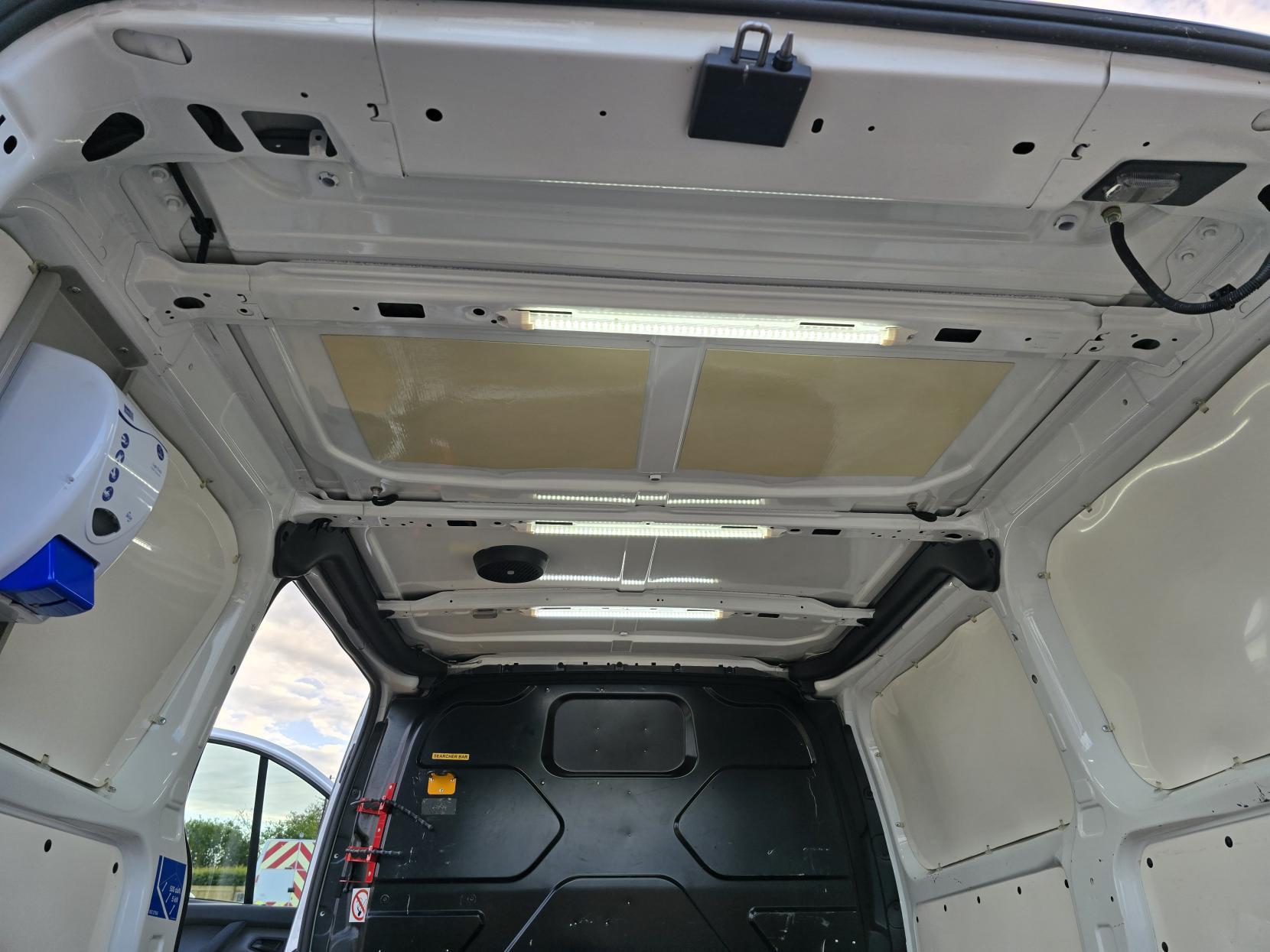 Ford Transit Custom 2.2 TDCi 290 ECOnetic Panel Van 5dr Diesel Manual L1 H1 (162 g/km, 98 bhp)