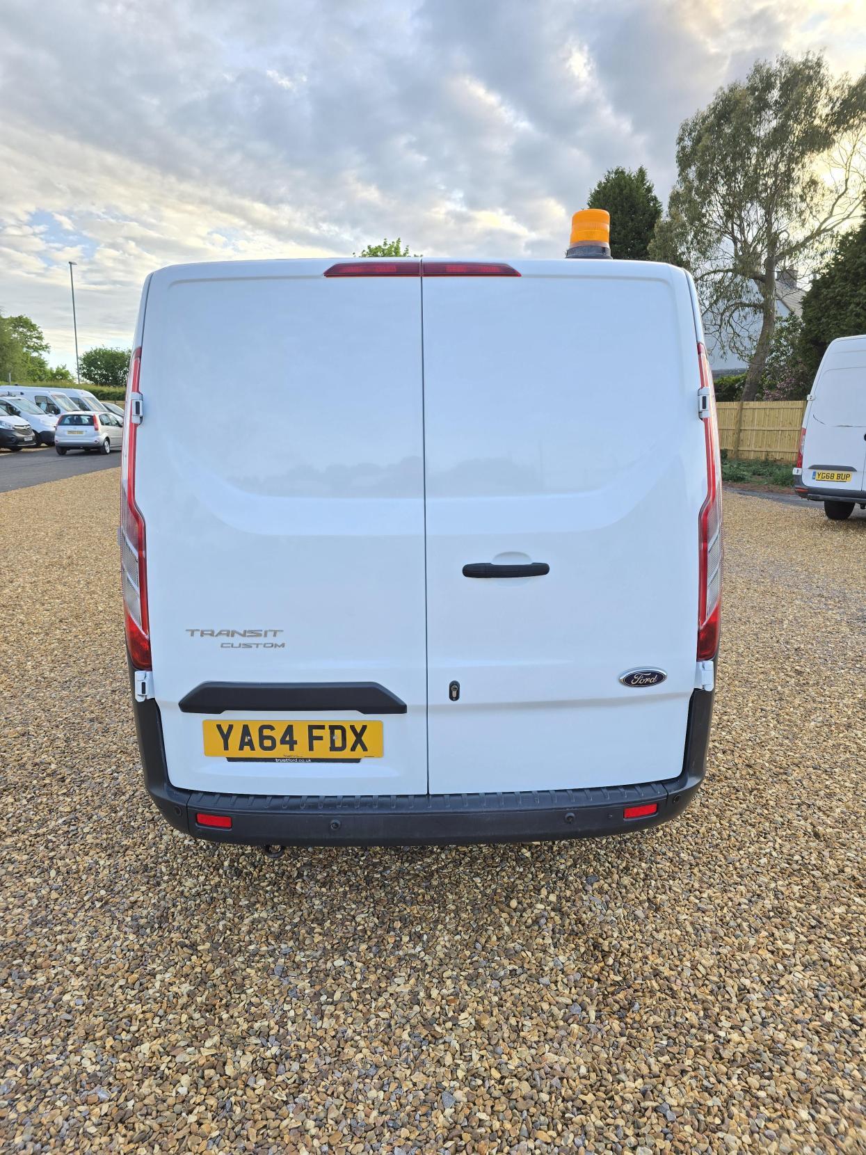 Ford Transit Custom 2.2 TDCi 290 ECOnetic Panel Van 5dr Diesel Manual L1 H1 (162 g/km, 98 bhp)