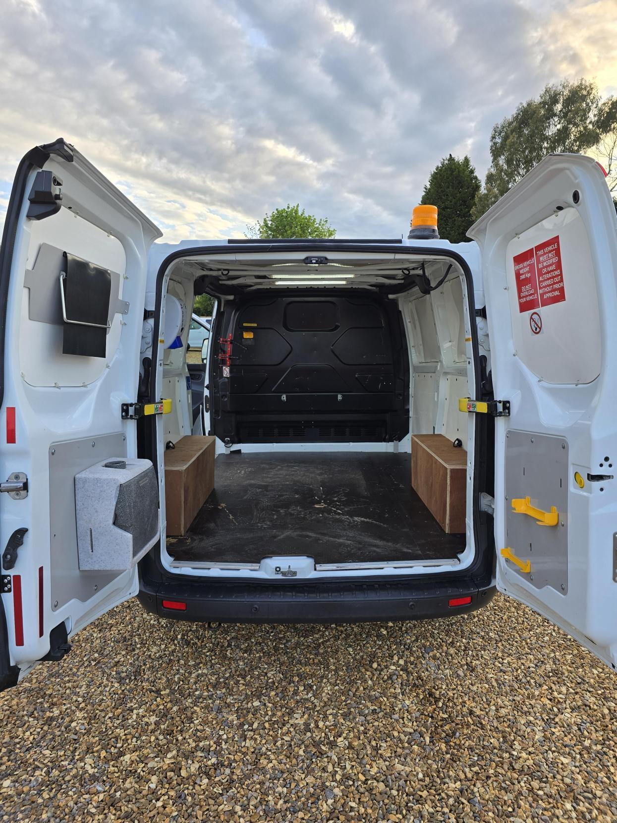 Ford Transit Custom 2.2 TDCi 290 ECOnetic Panel Van 5dr Diesel Manual L1 H1 (162 g/km, 98 bhp)