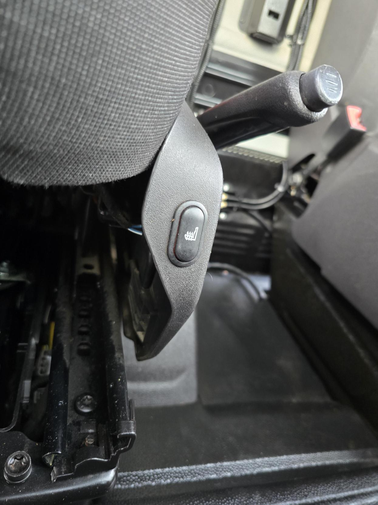 Ford Transit Custom 2.2 TDCi 290 ECOnetic Panel Van 5dr Diesel Manual L1 H1 (162 g/km, 98 bhp)