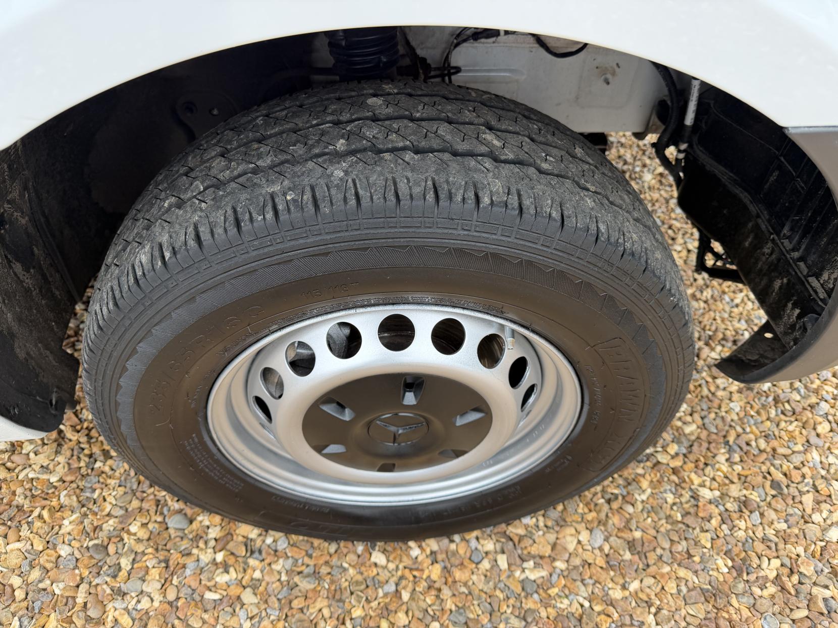 Mercedes-Benz Sprinter 2.1 316 CDI Chassis Cab 2dr Diesel Manual RWD L2 Euro 6 (163 ps)