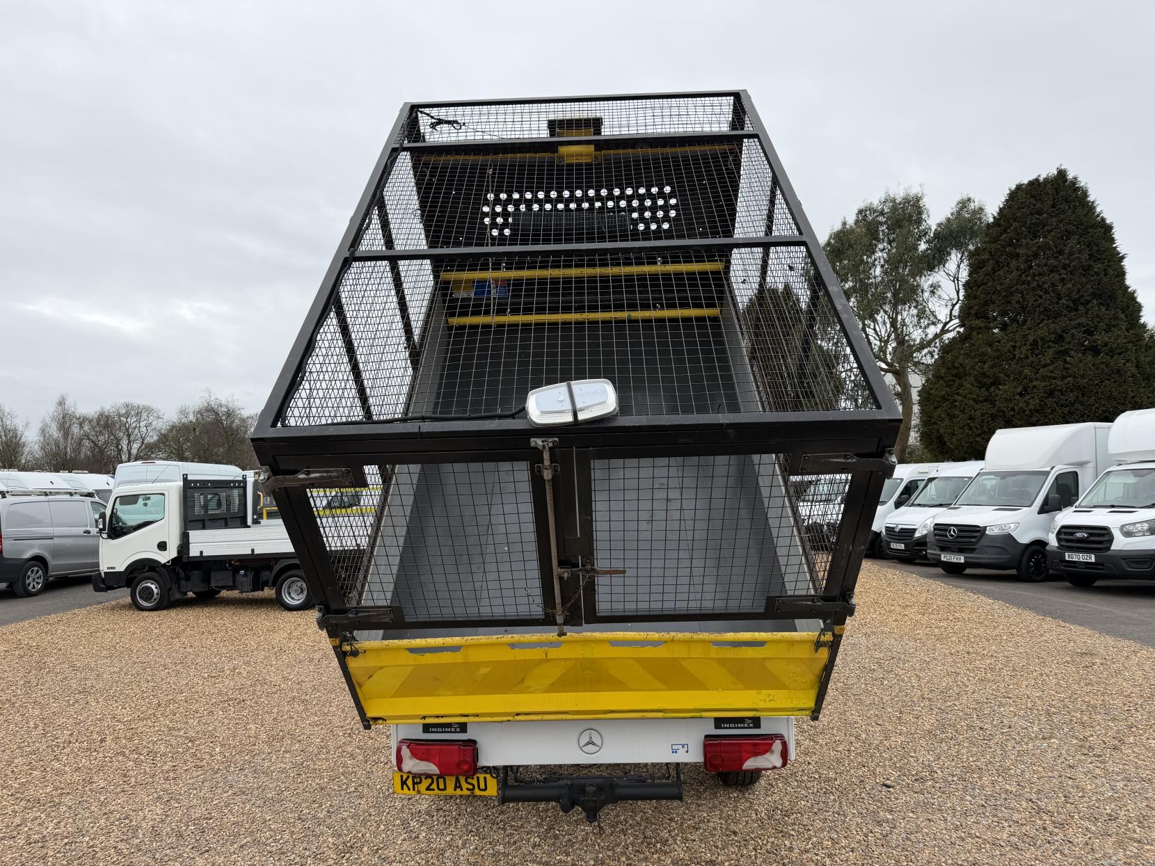 Mercedes-Benz Sprinter 2.1 316 CDI Chassis Cab 2dr Diesel Manual RWD L2 Euro 6 (163 ps)