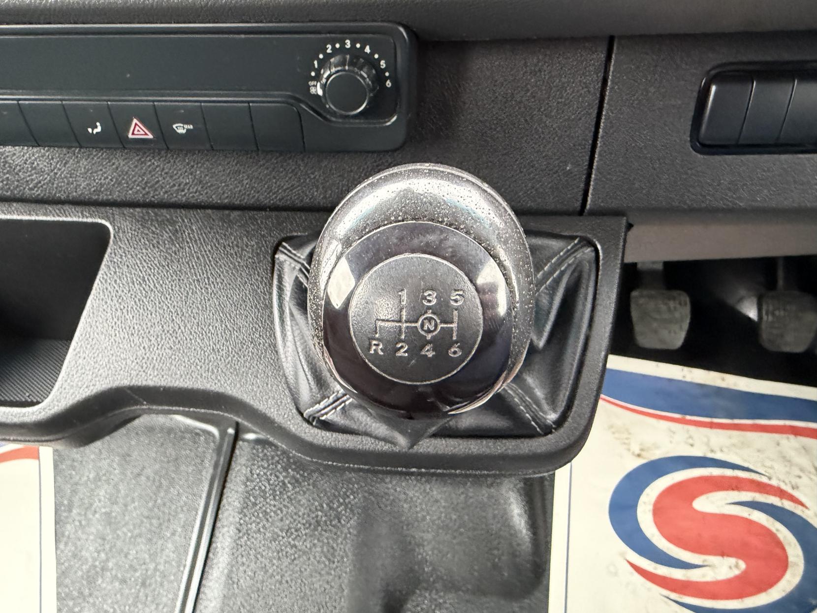 Mercedes-Benz Sprinter 2.1 316 CDI Chassis Cab 2dr Diesel Manual RWD L2 Euro 6 (163 ps)