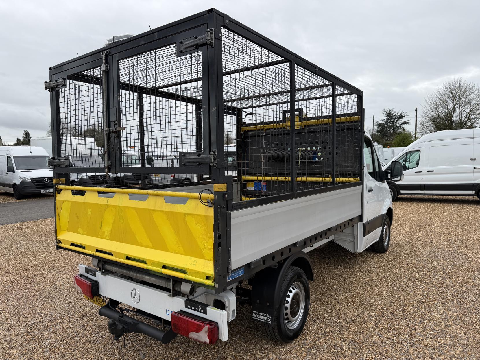 Mercedes-Benz Sprinter 2.1 316 CDI Chassis Cab 2dr Diesel Manual RWD L2 Euro 6 (163 ps)