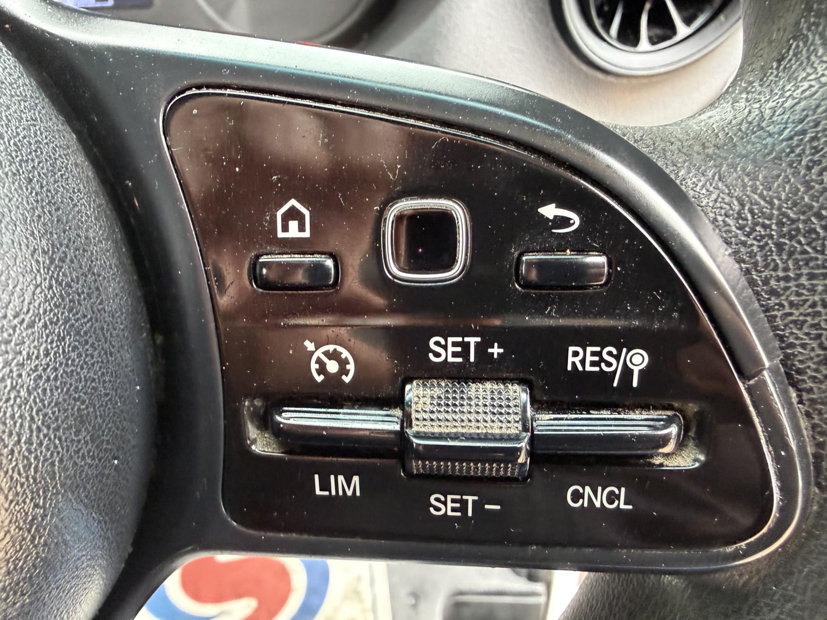 Mercedes-Benz Sprinter 2.1 316 CDI Chassis Cab 2dr Diesel Manual RWD L2 Euro 6 (163 ps)