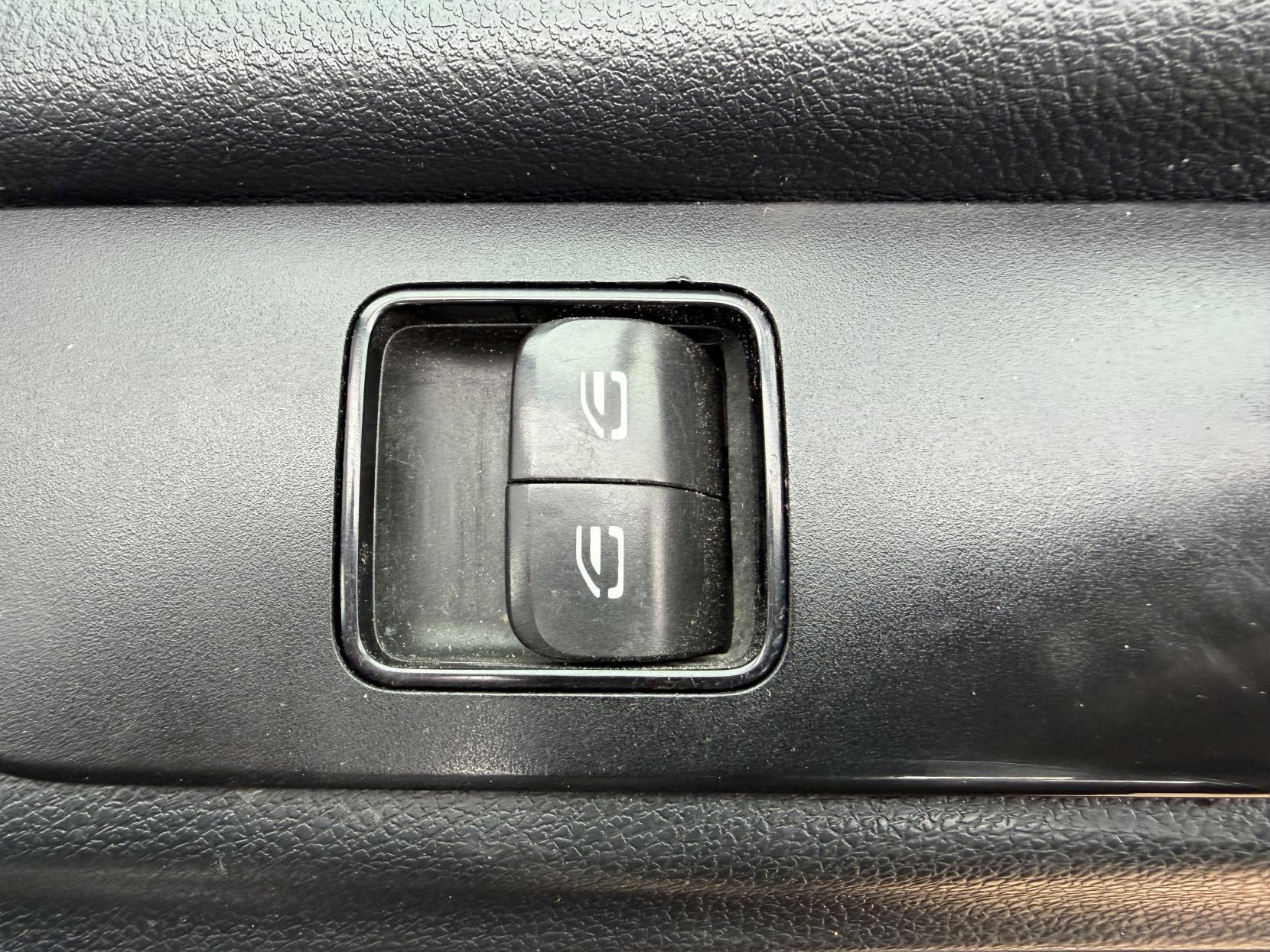 Mercedes-Benz Sprinter 2.1 316 CDI Chassis Cab 2dr Diesel Manual RWD L2 Euro 6 (163 ps)