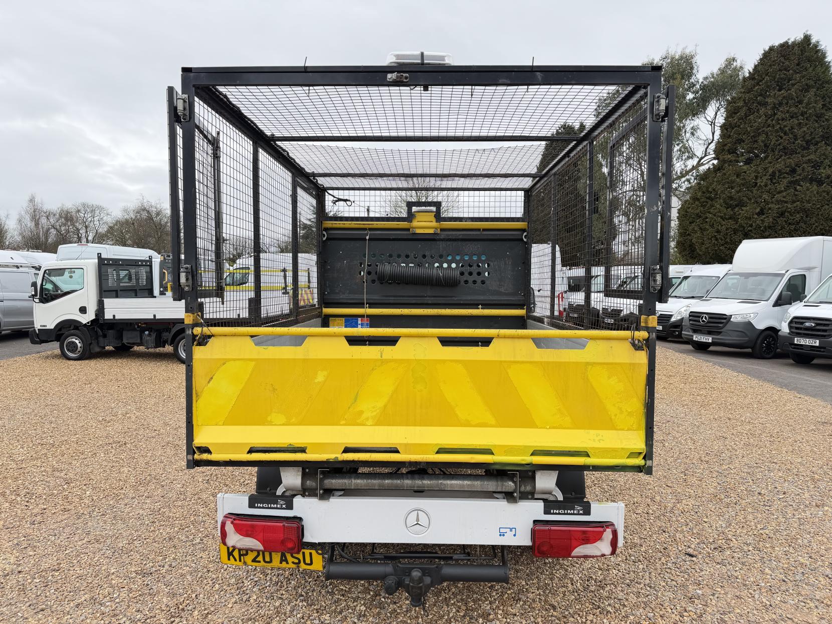 Mercedes-Benz Sprinter 2.1 316 CDI Chassis Cab 2dr Diesel Manual RWD L2 Euro 6 (163 ps)