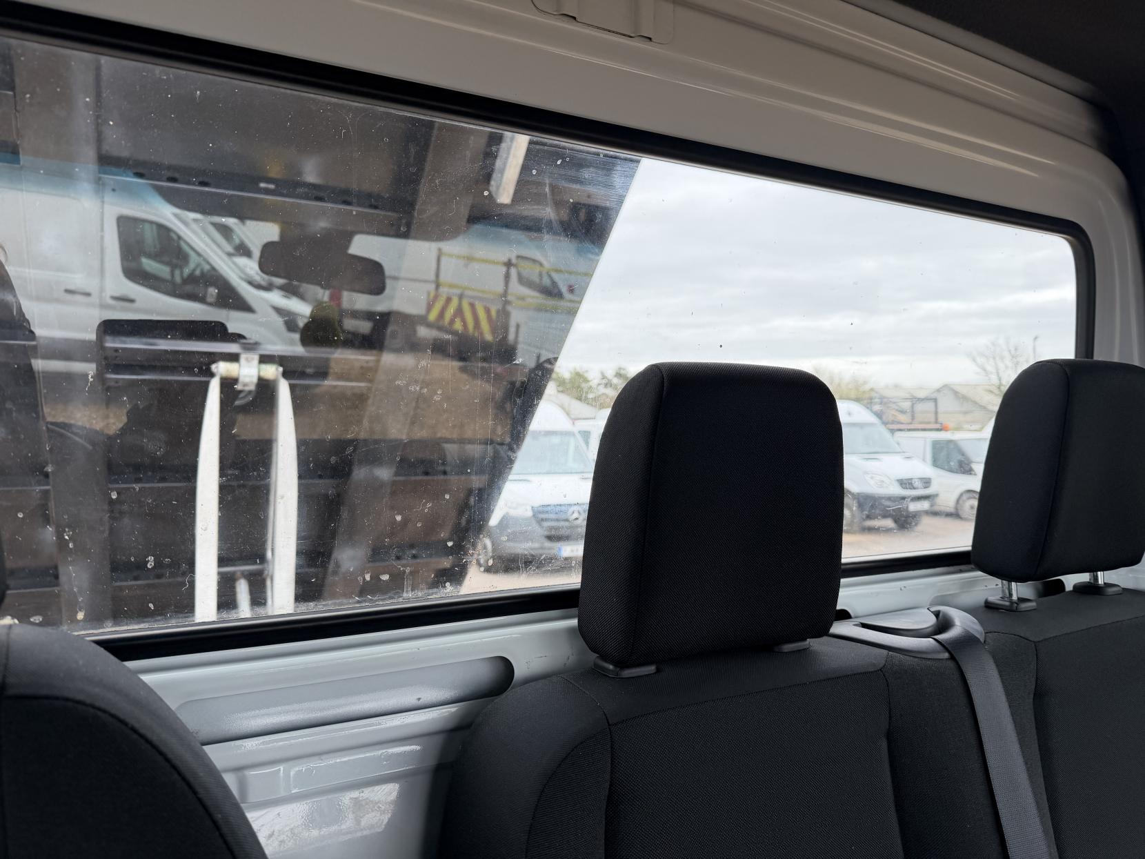 Mercedes-Benz Sprinter 2.1 316 CDI Chassis Cab 2dr Diesel Manual RWD L2 Euro 6 (163 ps)