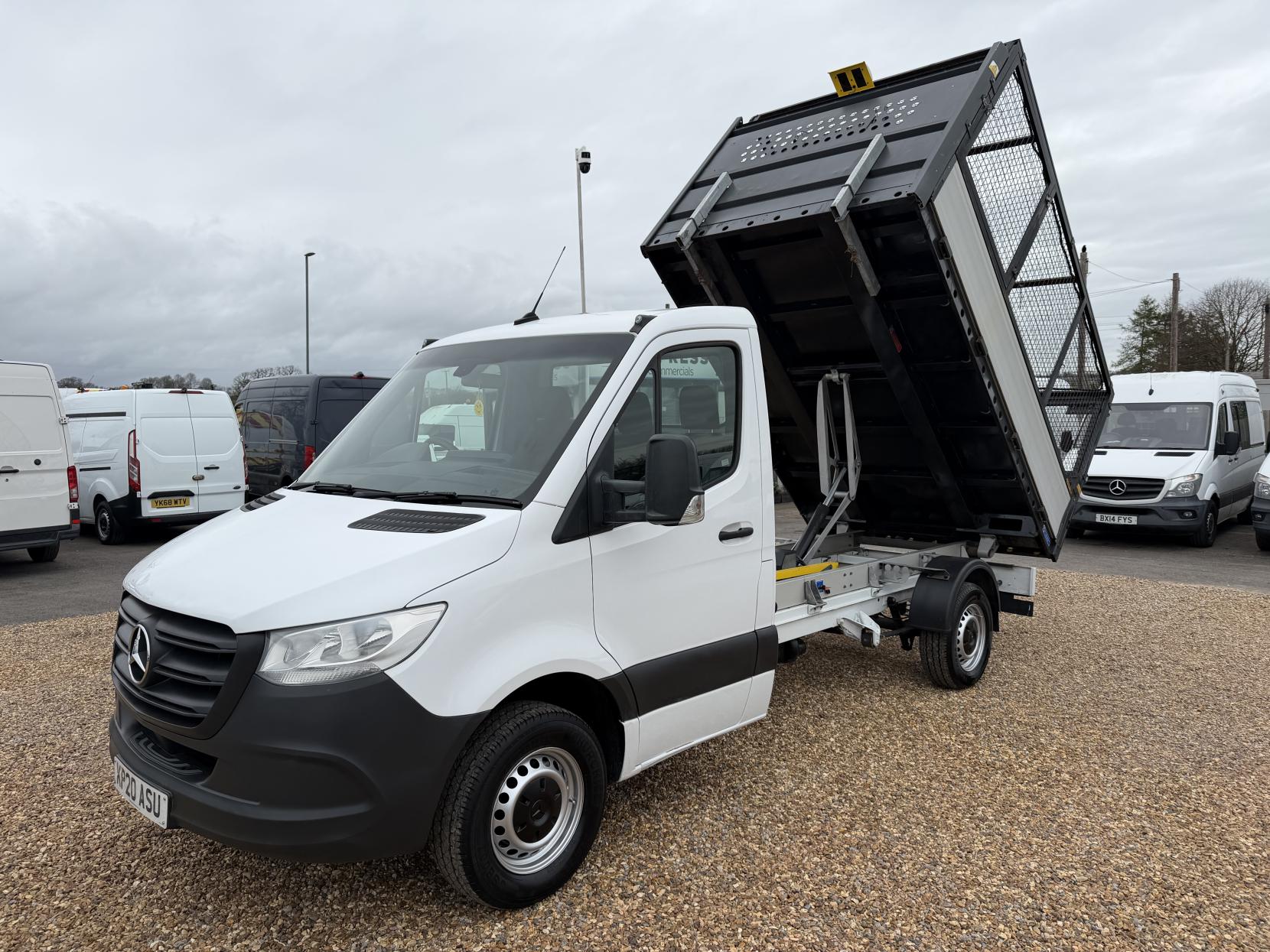 Mercedes-Benz Sprinter 2.1 316 CDI Chassis Cab 2dr Diesel Manual RWD L2 Euro 6 (163 ps)