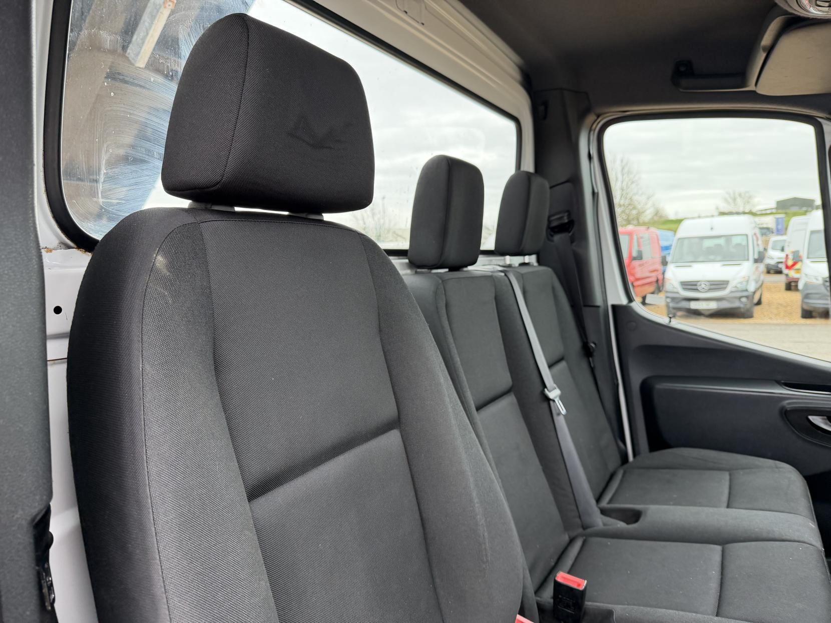 Mercedes-Benz Sprinter 2.1 316 CDI Chassis Cab 2dr Diesel Manual RWD L2 Euro 6 (163 ps)