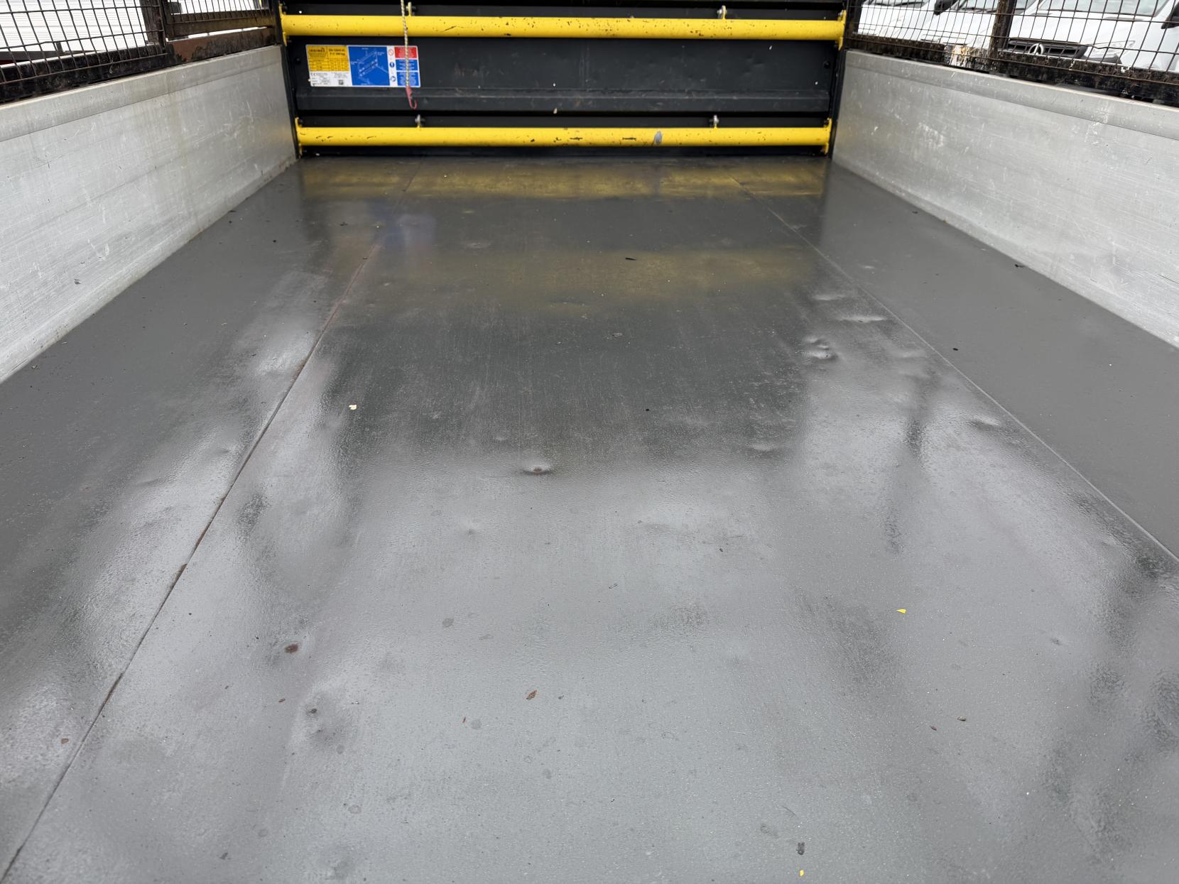 Mercedes-Benz Sprinter 2.1 316 CDI Chassis Cab 2dr Diesel Manual RWD L2 Euro 6 (163 ps)