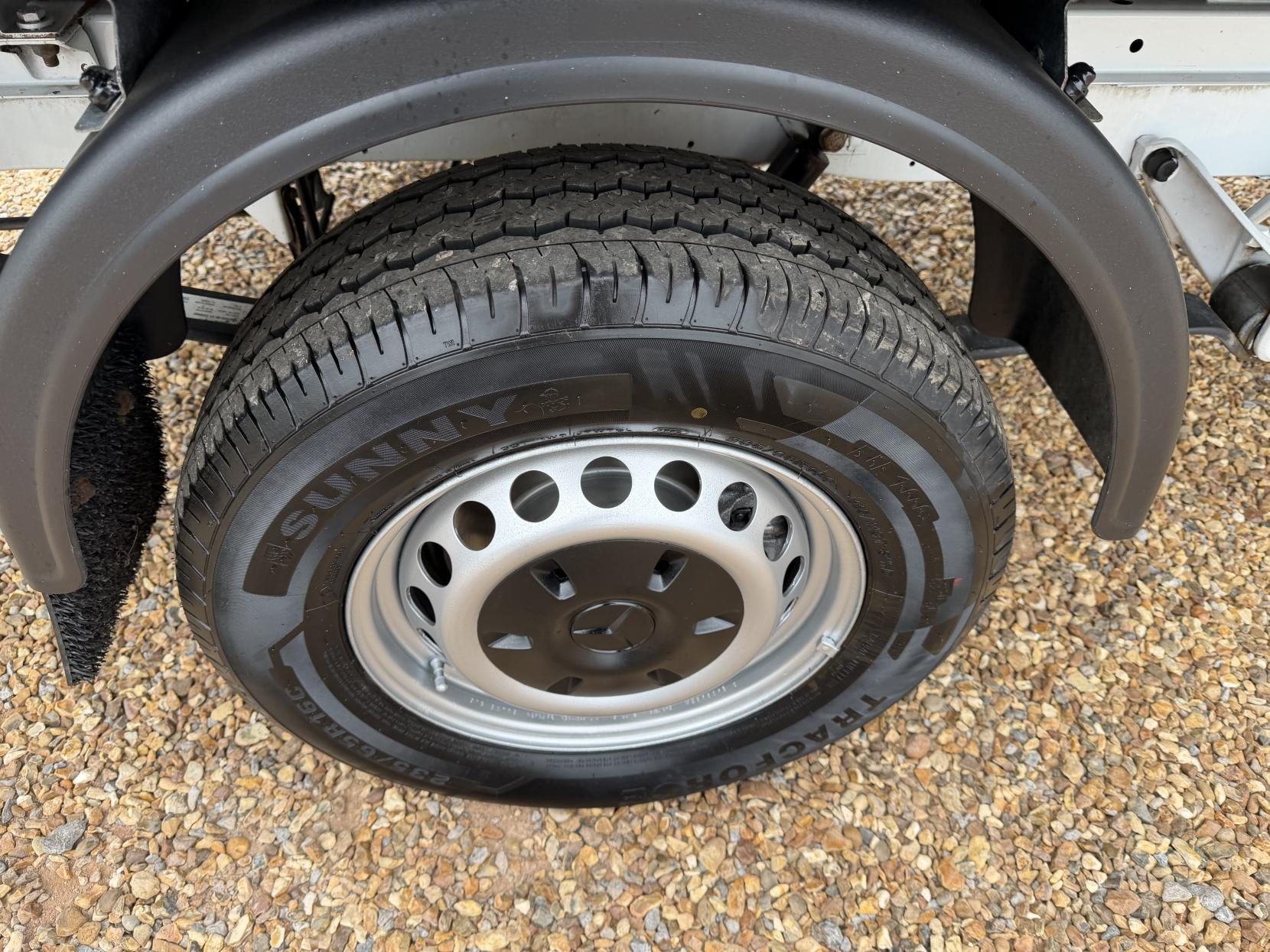 Mercedes-Benz Sprinter 2.1 316 CDI Chassis Cab 2dr Diesel Manual RWD L2 Euro 6 (163 ps)