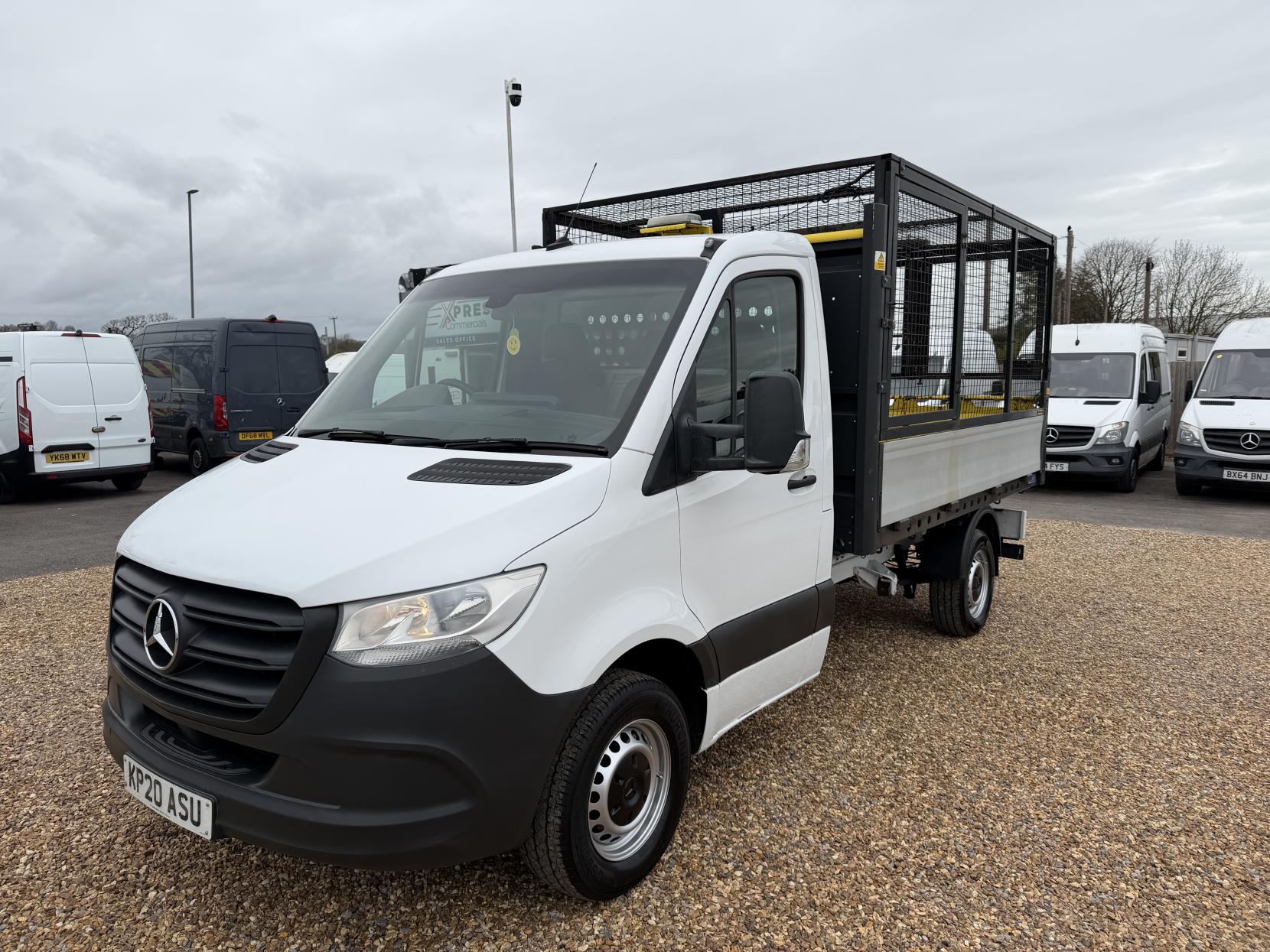 Mercedes-Benz Sprinter 2.1 316 CDI Chassis Cab 2dr Diesel Manual RWD L2 Euro 6 (163 ps)