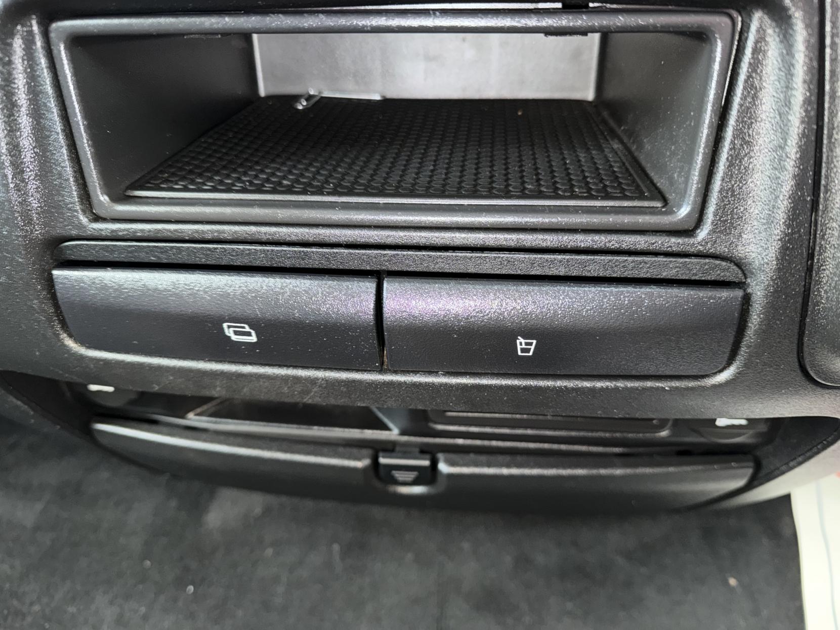 Iveco Daily 2.3 35S 3520 Panel Van LCV (2019 - )