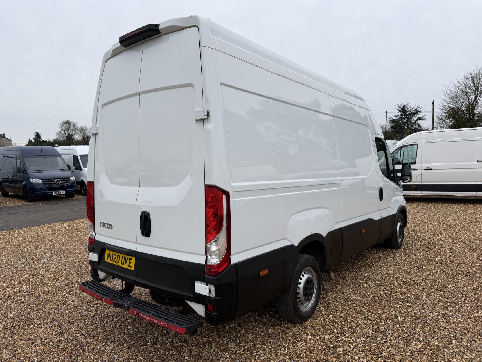 Iveco Daily 2.3 35S 3520 Panel Van LCV (2019 - )