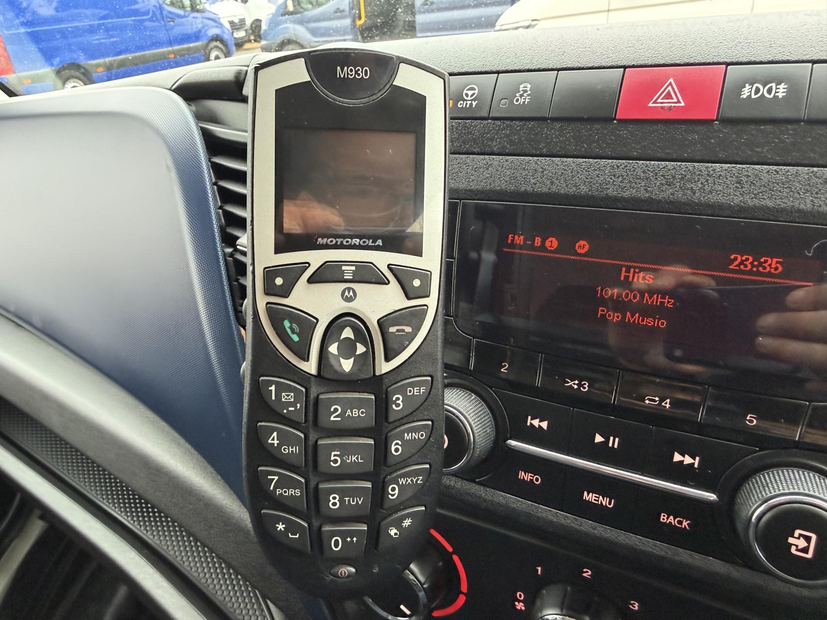 Iveco Daily 2.3 35S 3520 Panel Van LCV (2019 - )