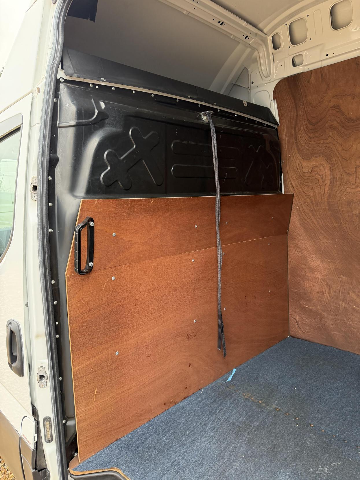 Iveco Daily 2.3 35S 3520 Panel Van LCV (2019 - )