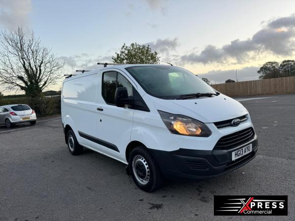 Ford Transit Custom 2.2 TDCi 290 Panel Van 5dr Diesel Manual L1 H1 (186 g/km, 98 bhp)