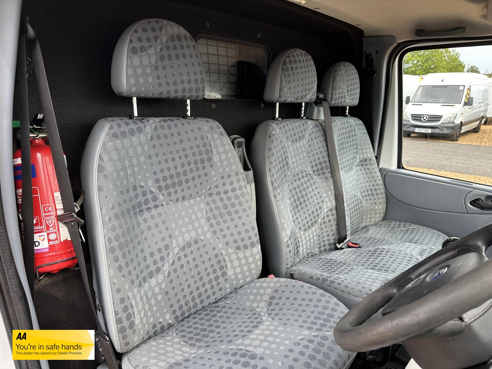 Ford Transit 2.2 TDCi 350 Panel Van 3dr Diesel Manual RWD L3 H3 (224 g/km, 98 bhp)