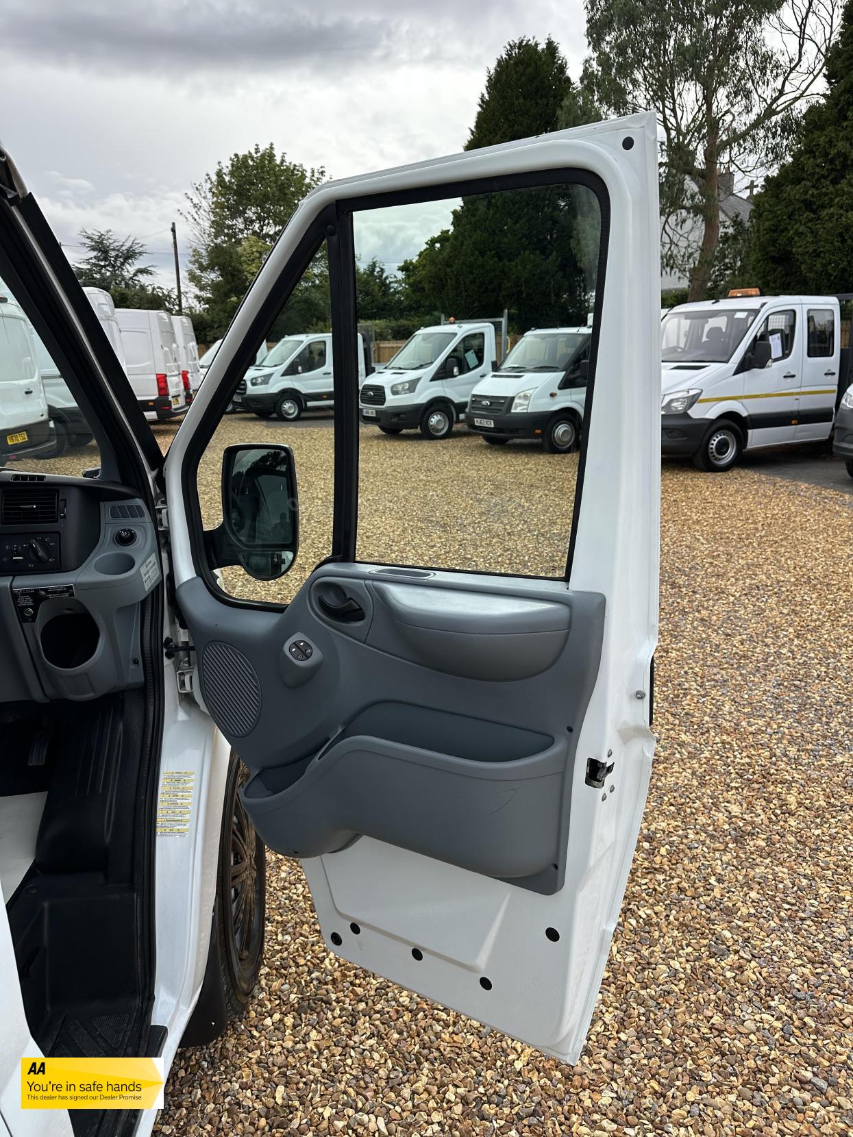 Ford Transit 2.2 TDCi 350 Panel Van 3dr Diesel Manual RWD L3 H3 (224 g/km, 98 bhp)