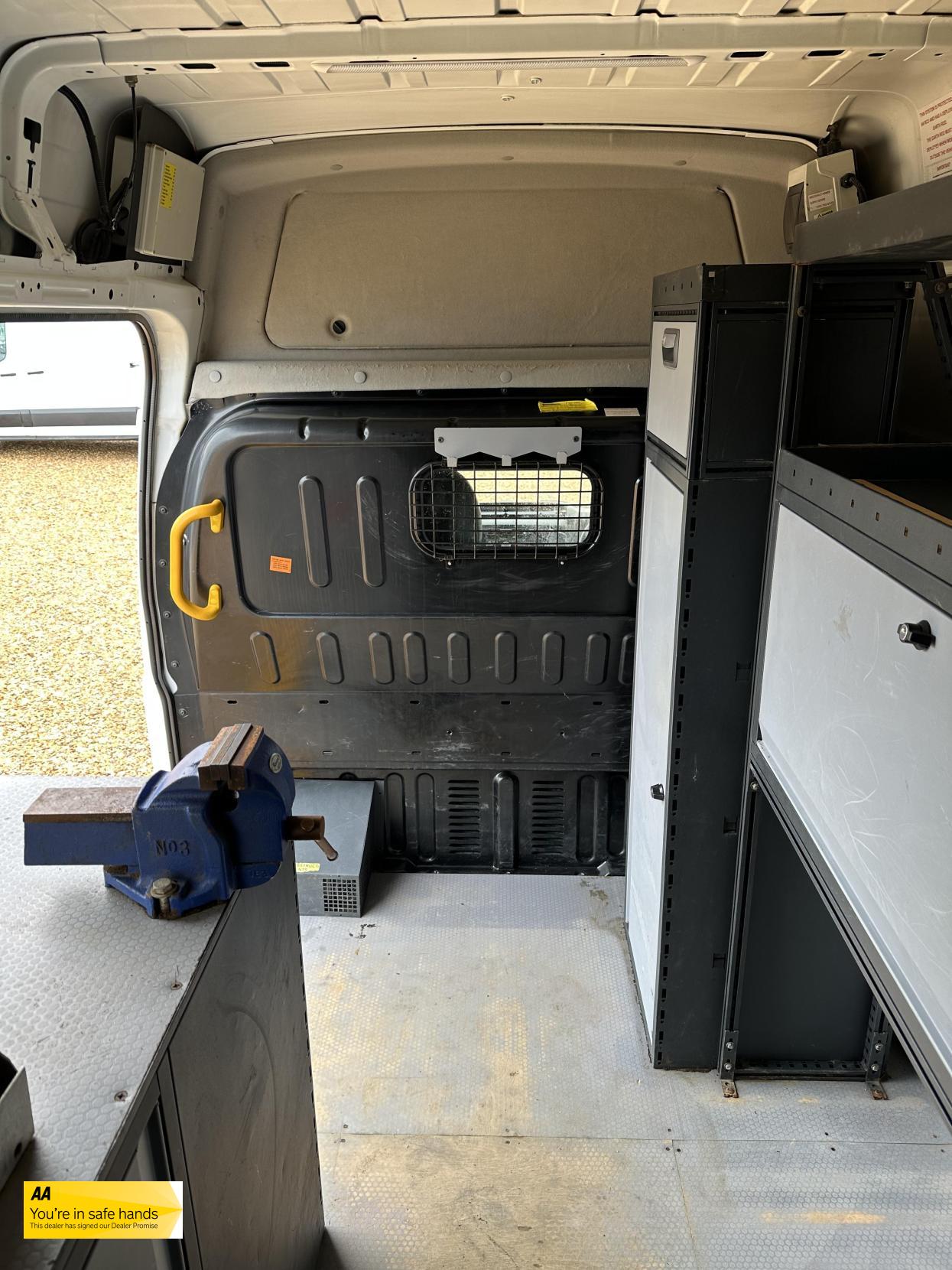 Ford Transit 2.2 TDCi 350 Panel Van 3dr Diesel Manual RWD L3 H3 (224 g/km, 98 bhp)