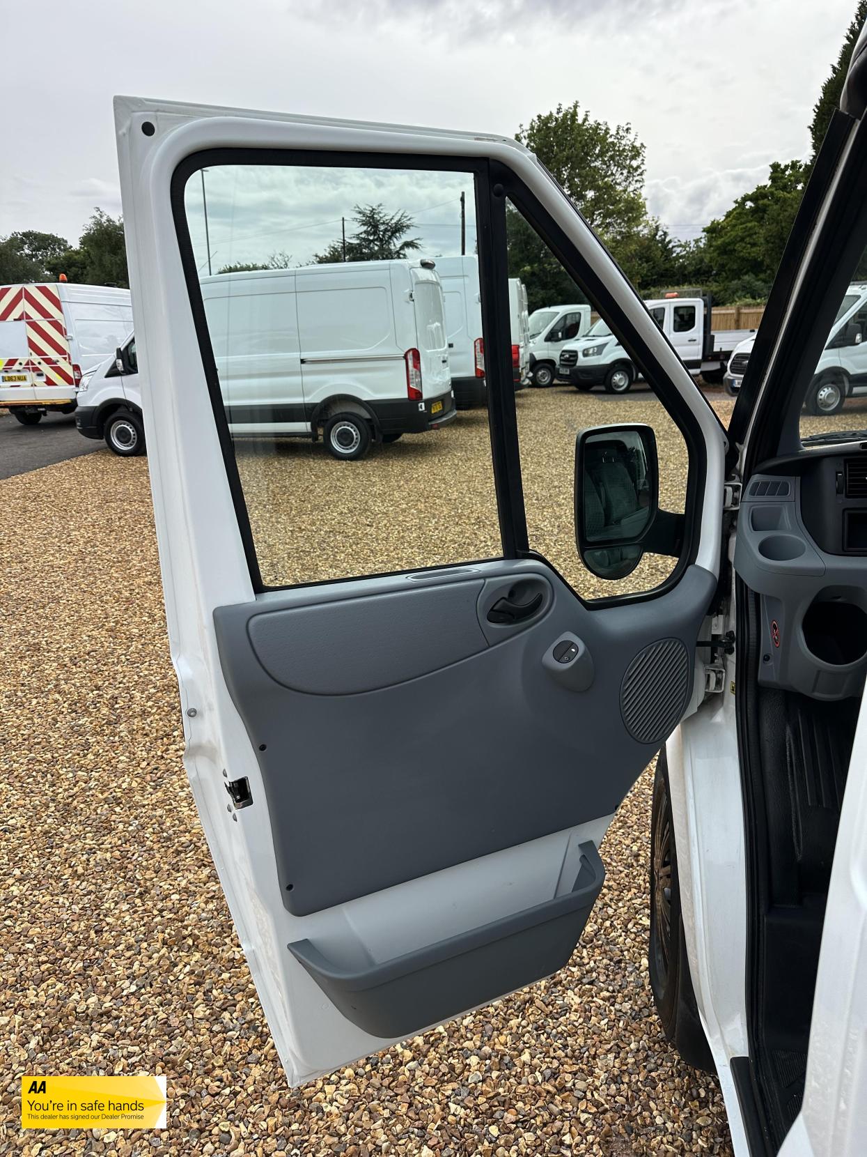 Ford Transit 2.2 TDCi 350 Panel Van 3dr Diesel Manual RWD L3 H3 (224 g/km, 98 bhp)