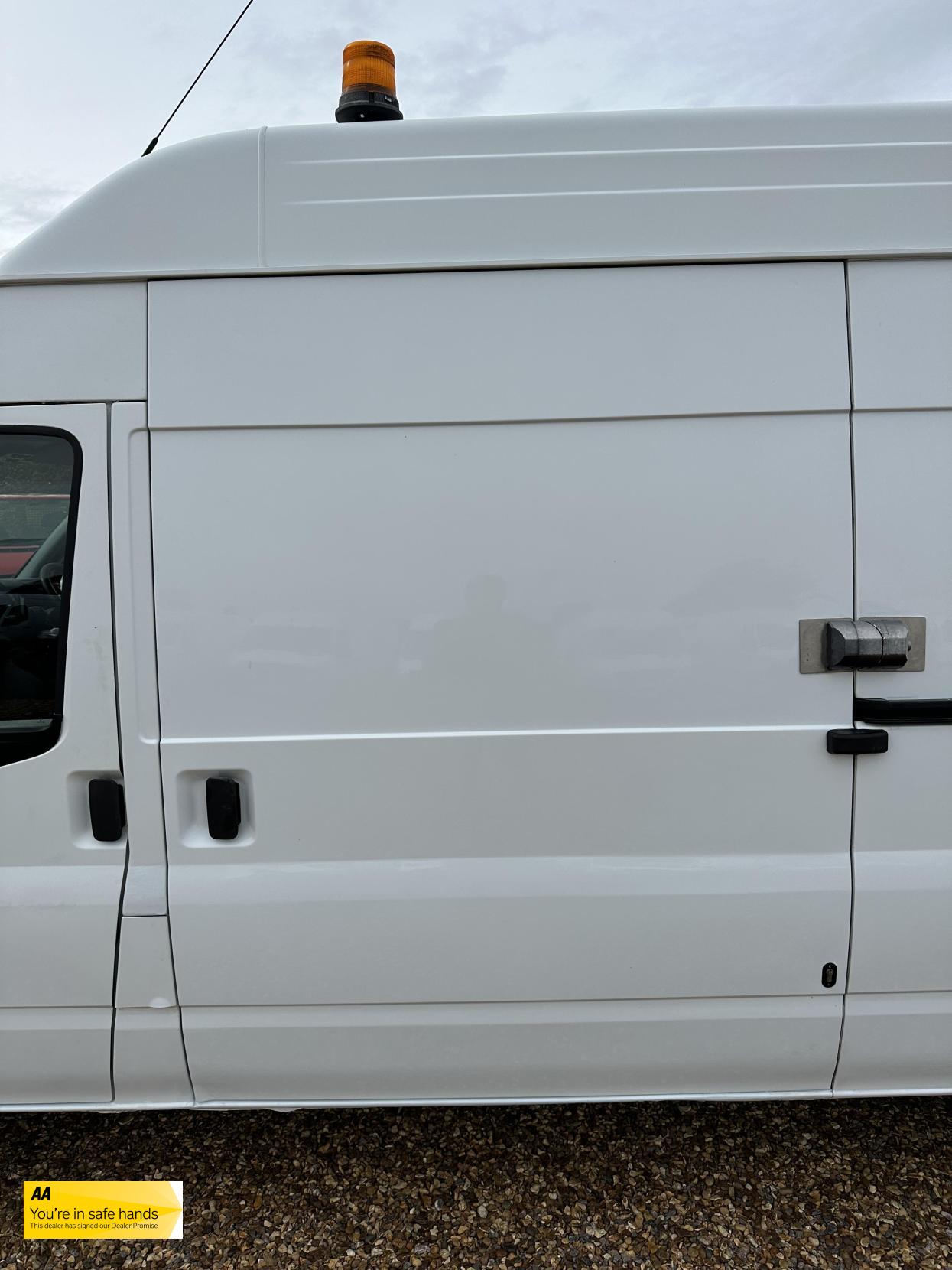 Ford Transit 2.2 TDCi 350 Panel Van 3dr Diesel Manual RWD L3 H3 (224 g/km, 98 bhp)