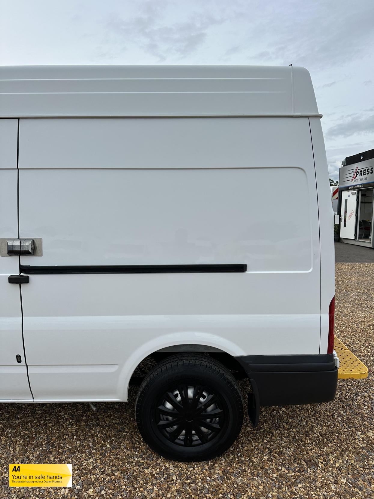Ford Transit 2.2 TDCi 350 Panel Van 3dr Diesel Manual RWD L3 H3 (224 g/km, 98 bhp)