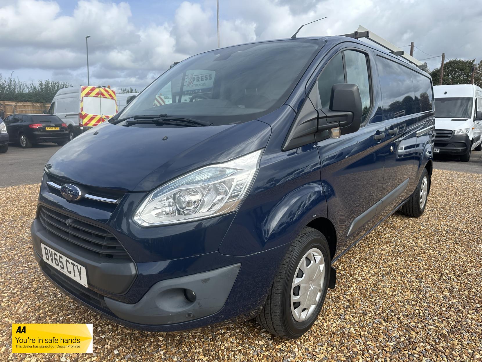 Ford Transit Custom 2.2 TDCi 330 Trend Panel Van 5dr Diesel Manual L2 H1 (197 g/km, 123 bhp)