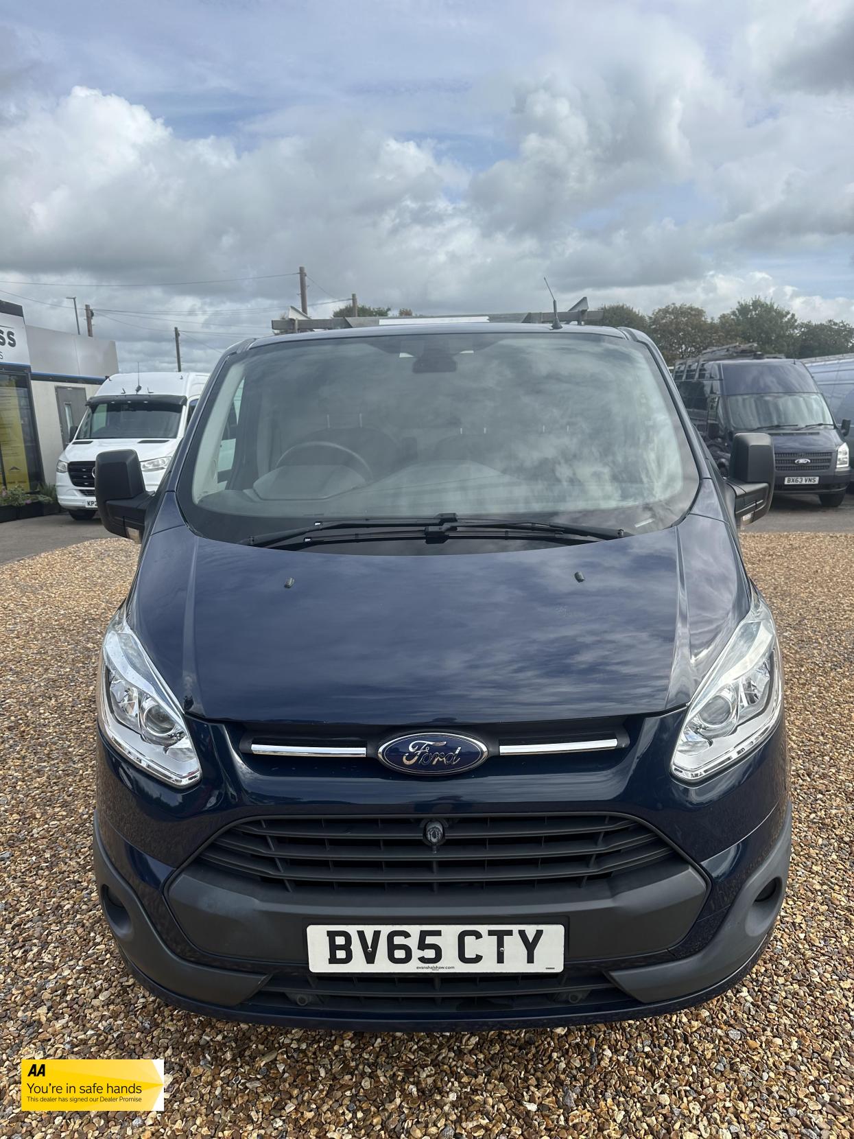 Ford Transit Custom 2.2 TDCi 330 Trend Panel Van 5dr Diesel Manual L2 H1 (197 g/km, 123 bhp)