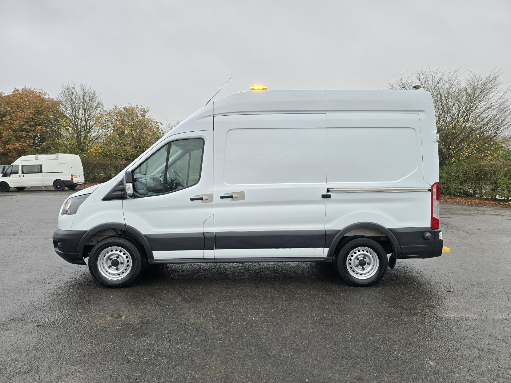 Ford Transit 2.0 350 EcoBlue Panel Van 5dr Diesel Manual RWD L2 H3 Euro 6 (170 ps)