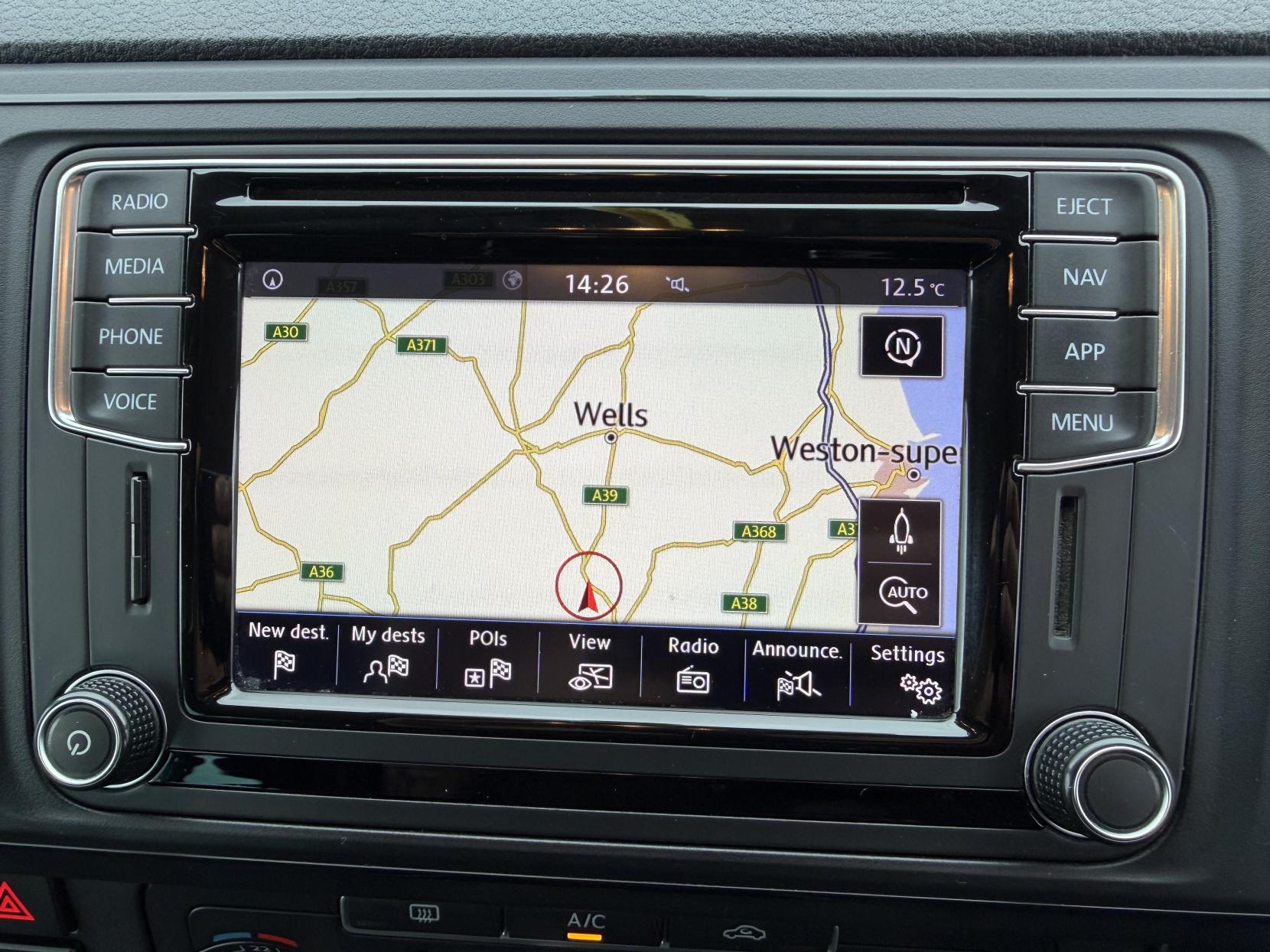 Volkswagen Transporter 2.0 BiTDI T32 BlueMotion Tech Window Van 4dr Diesel DSG 4Motion SWB Euro 6 (s/s) (204 ps)