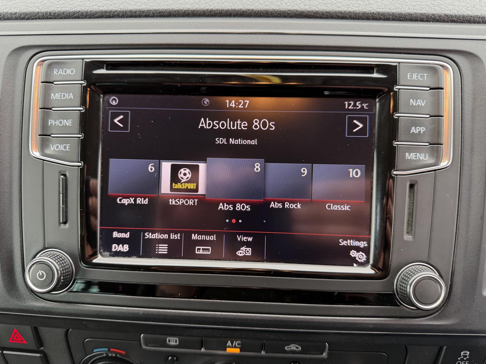 Volkswagen Transporter 2.0 BiTDI T32 BlueMotion Tech Window Van 4dr Diesel DSG 4Motion SWB Euro 6 (s/s) (204 ps)