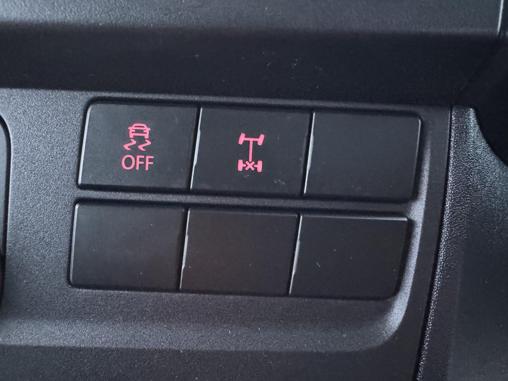 Volkswagen Transporter 2.0 BiTDI T32 BlueMotion Tech Window Van 4dr Diesel DSG 4Motion SWB Euro 6 (s/s) (204 ps)