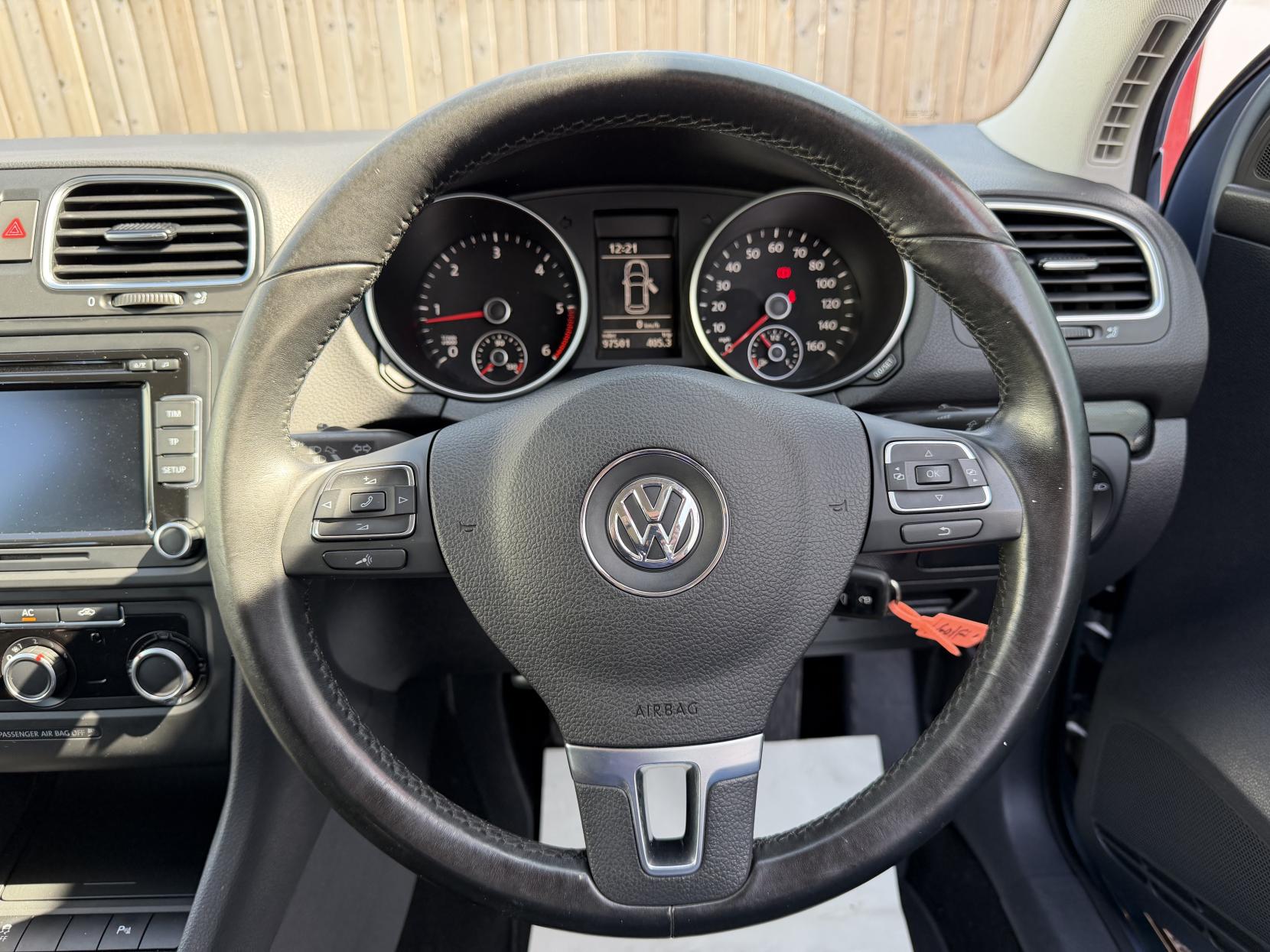 2011 Volkswagen Golf 1.6 TDI Match Hatchback 3dr Diesel Manual Euro 5 (105 ps) - Thumbnail 20