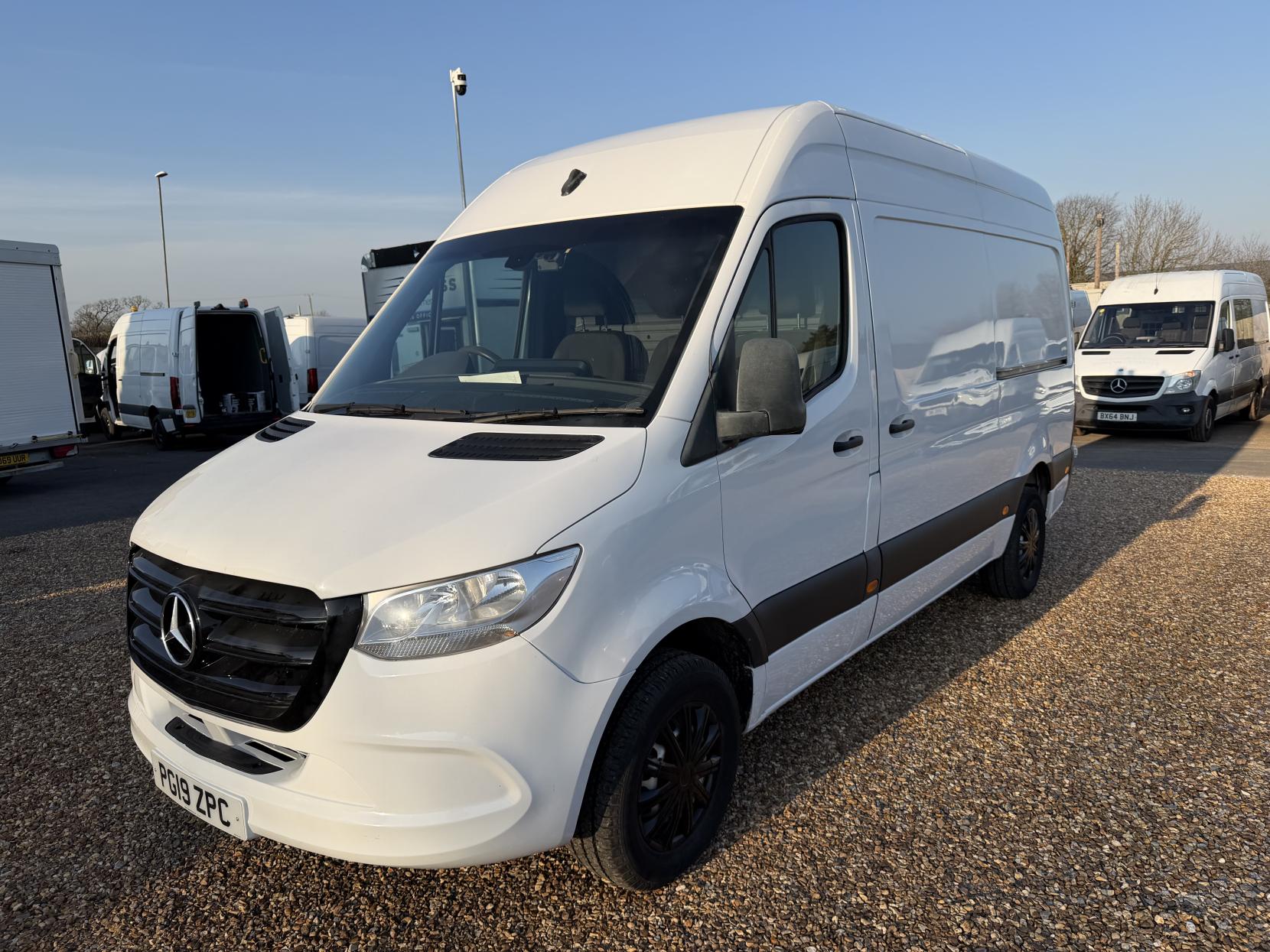 Mercedes-Benz Sprinter 2.1 316 CDI Panel Van 5dr Diesel Manual RWD L2 H2 Euro 6 (163 ps)