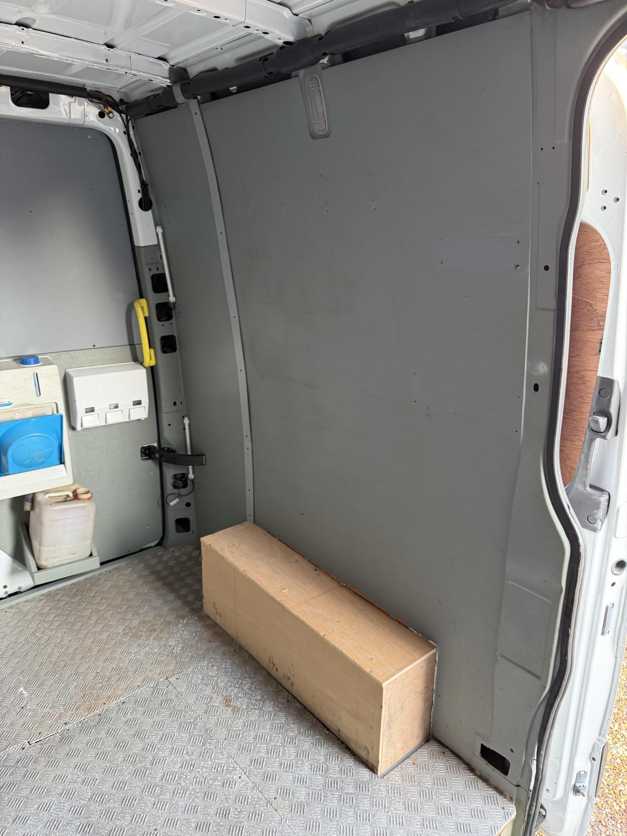 Mercedes-Benz Sprinter 2.1 316 CDI Panel Van 5dr Diesel Manual RWD L2 H2 Euro 6 (163 ps)