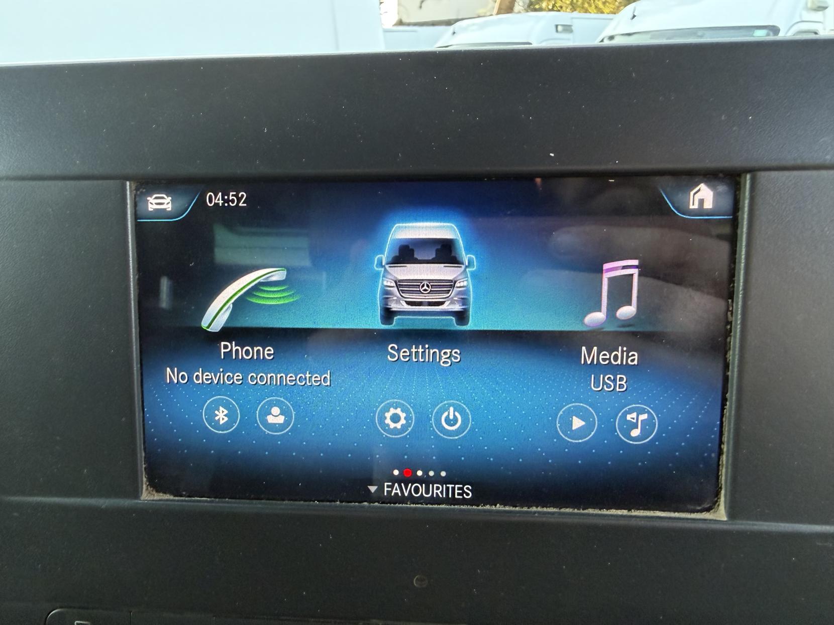 Mercedes-Benz Sprinter 2.1 316 CDI Panel Van 5dr Diesel Manual RWD L2 H2 Euro 6 (163 ps)