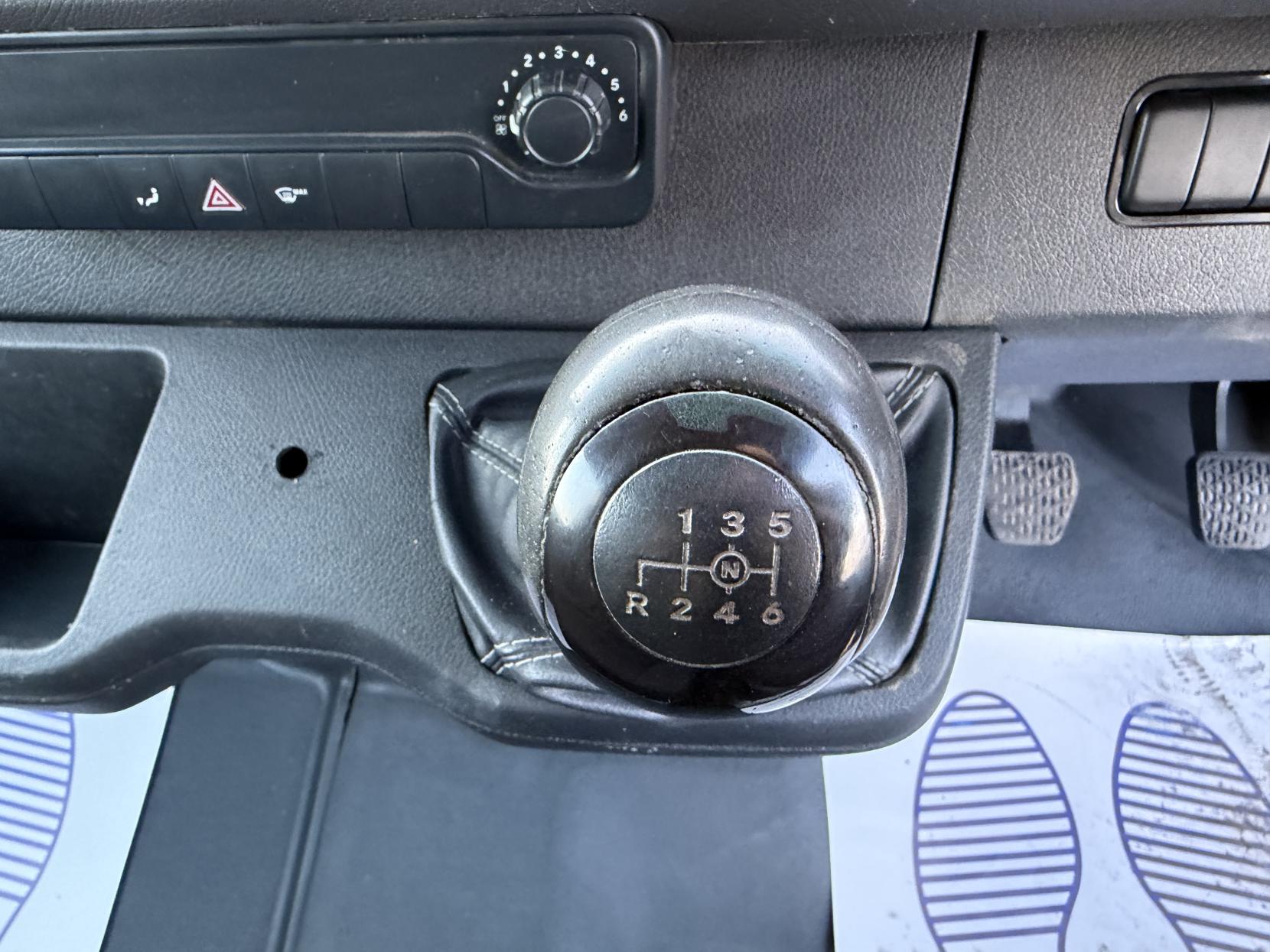 Mercedes-Benz Sprinter 2.1 316 CDI Panel Van 5dr Diesel Manual RWD L2 H2 Euro 6 (163 ps)
