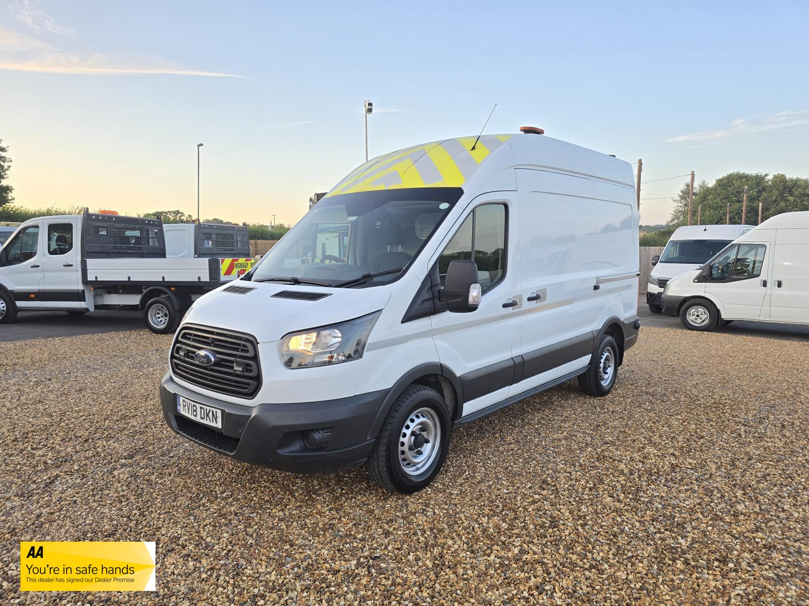 Ford Transit 2.0 350 EcoBlue Panel Van 5dr Diesel Manual RWD L2 H3 Euro 6 (170 ps)