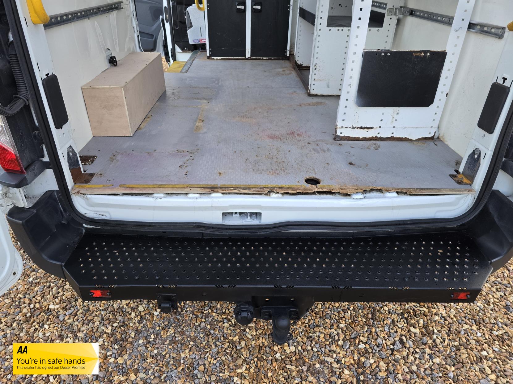 Ford Transit 2.0 350 EcoBlue Panel Van 5dr Diesel Manual RWD L2 H3 Euro 6 (170 ps)