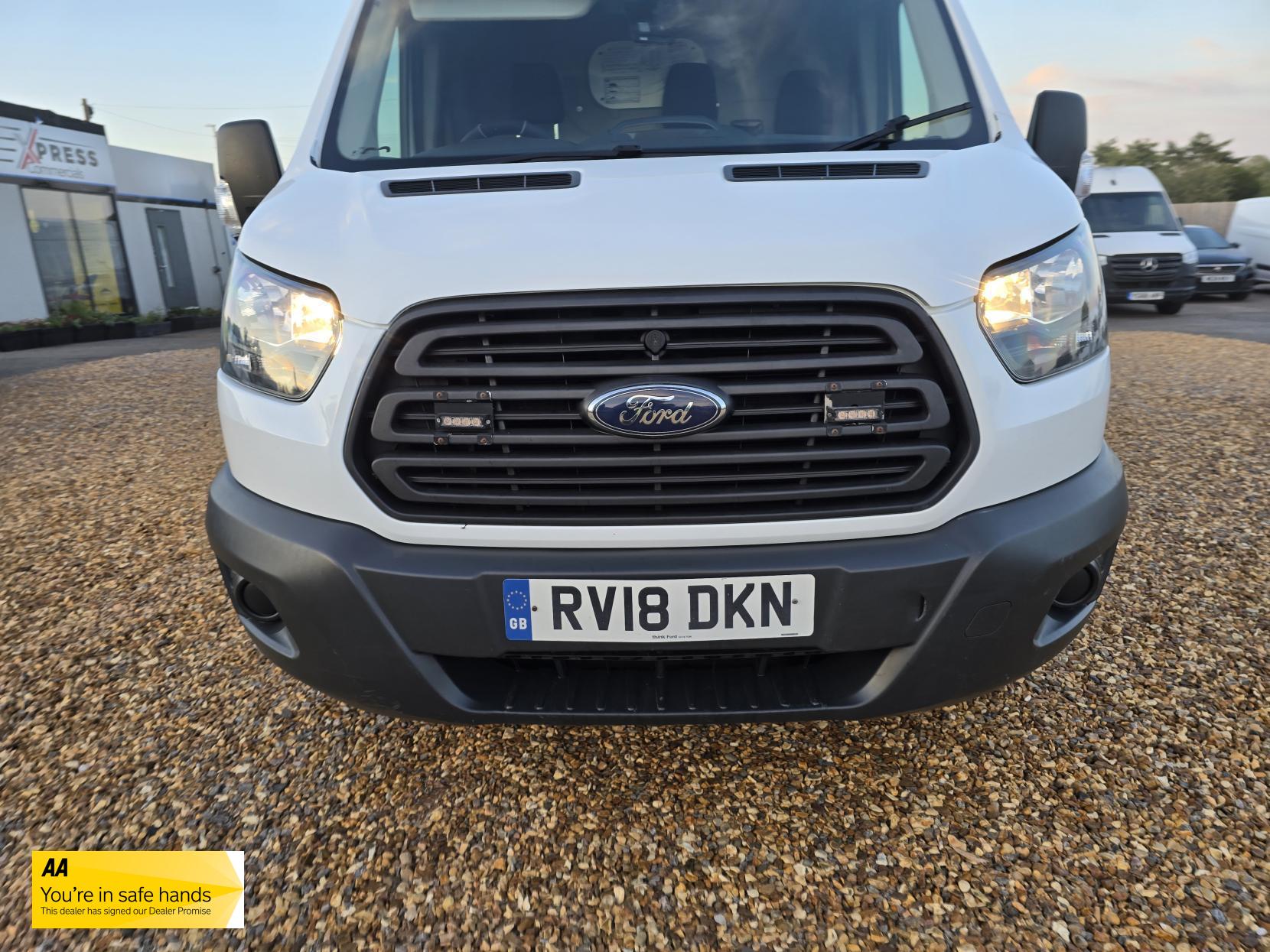 Ford Transit 2.0 350 EcoBlue Panel Van 5dr Diesel Manual RWD L2 H3 Euro 6 (170 ps)