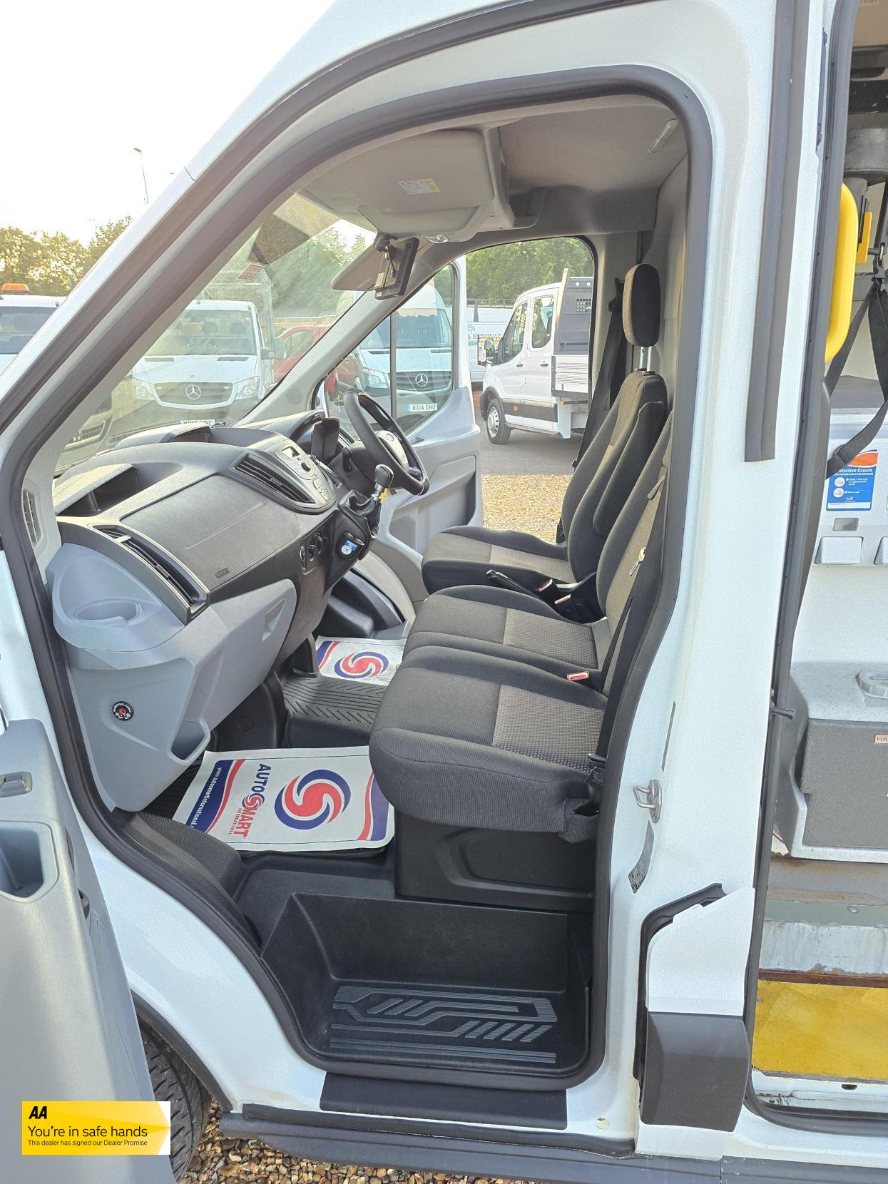Ford Transit 2.0 350 EcoBlue Panel Van 5dr Diesel Manual RWD L2 H3 Euro 6 (170 ps)