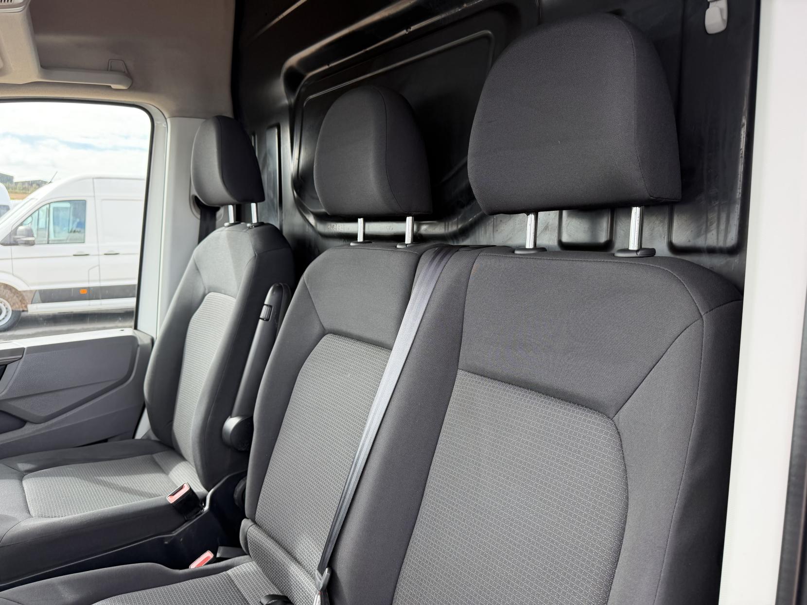 2019 MAN TGE 2.0 3140d Panel Van 5dr Diesel Manual FWD LWB High Roof Euro 6 (s/s) (140 ps) - Thumbnail 28
