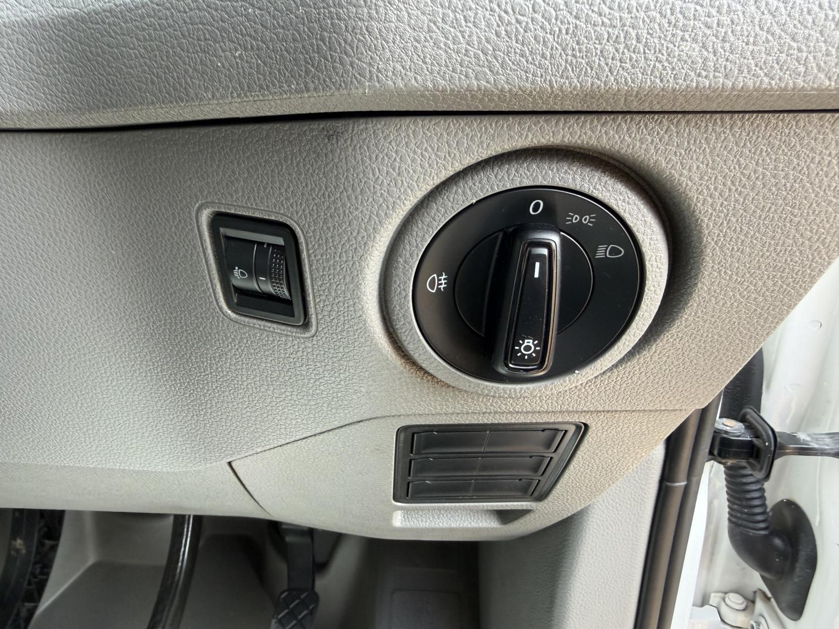 2019 MAN TGE 2.0 3140d Panel Van 5dr Diesel Manual FWD LWB High Roof Euro 6 (s/s) (140 ps) - Thumbnail 30