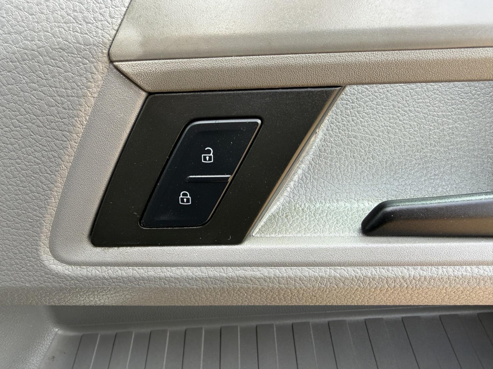 2019 MAN TGE 2.0 3140d Panel Van 5dr Diesel Manual FWD LWB High Roof Euro 6 (s/s) (140 ps) - Thumbnail 31