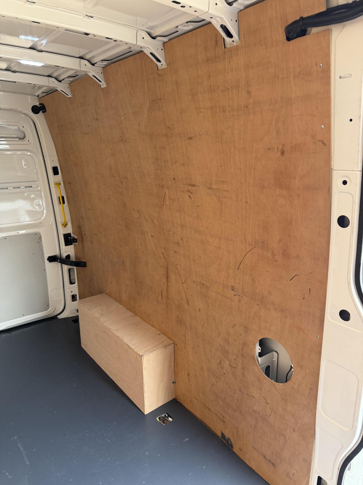 2019 MAN TGE 2.0 3140d Panel Van 5dr Diesel Manual FWD LWB High Roof Euro 6 (s/s) (140 ps) - Thumbnail 38