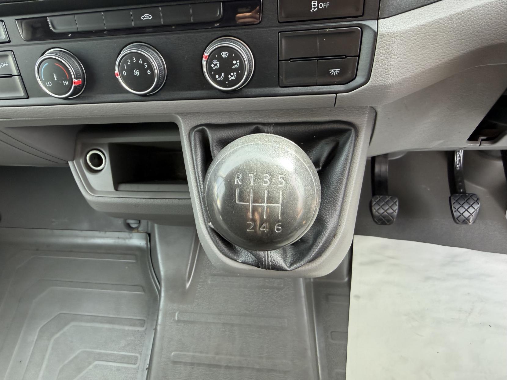 2019 MAN TGE 2.0 3140d Panel Van 5dr Diesel Manual FWD LWB High Roof Euro 6 (s/s) (140 ps) - Thumbnail 26