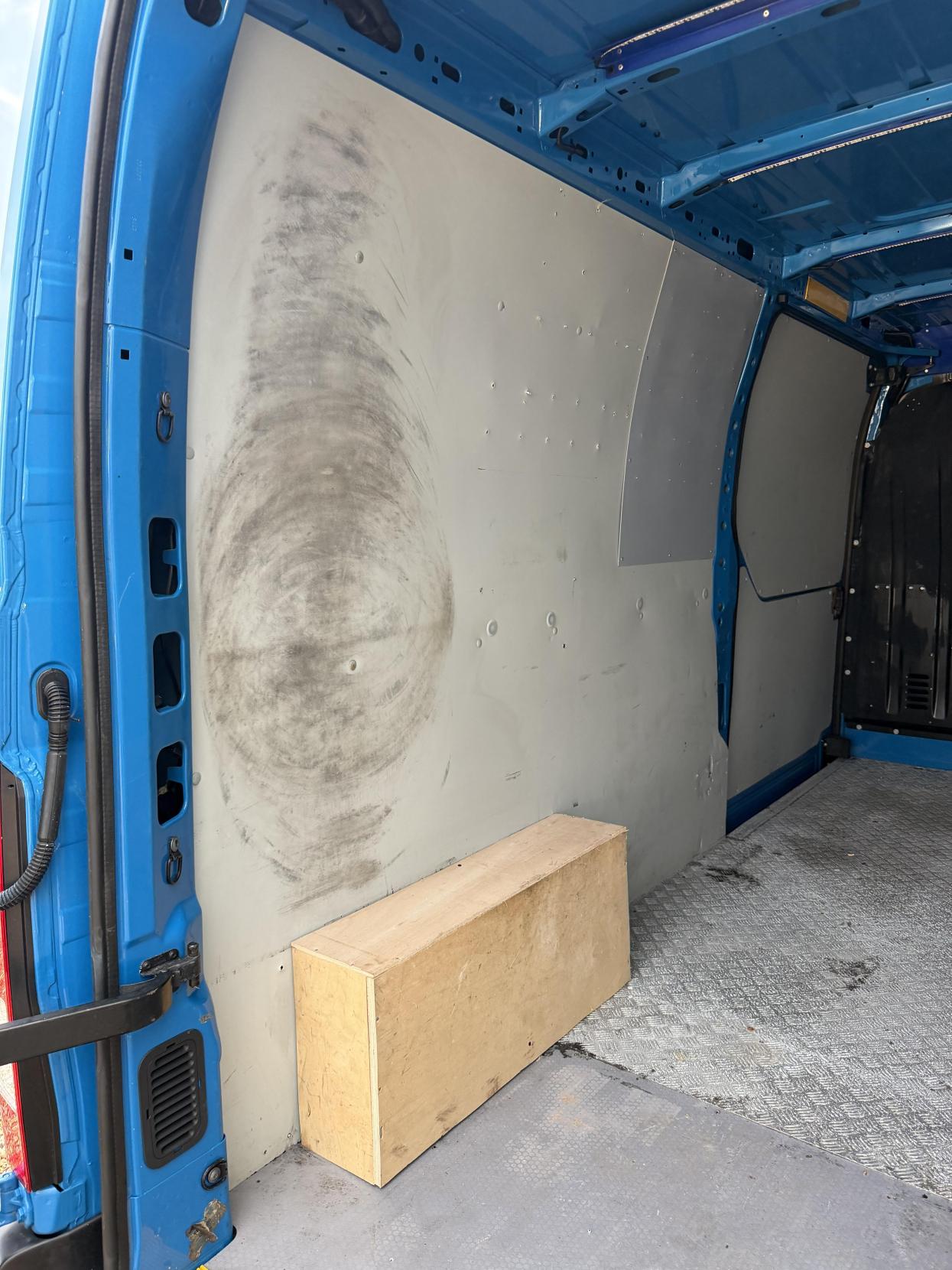 Renault Master 2.3 dCi ENERGY 35 Business Panel Van 4dr Diesel Manual FWD LWB Medium Roof Euro 6 (s/s) (150 bhp)